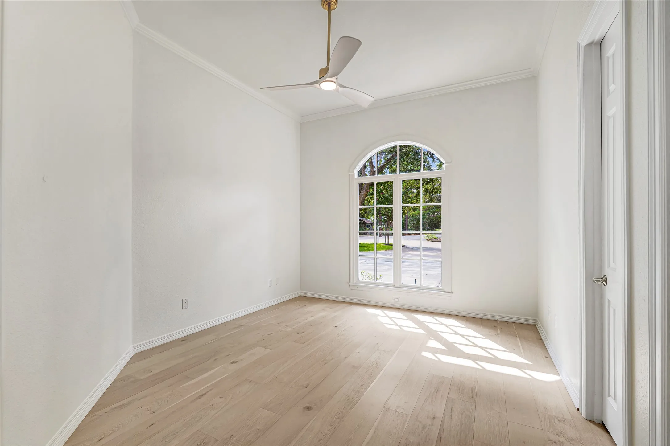 Single Family Residence For Sale in Cherokee County , 169 Dogwood Lakes Circle, Bullard, Texas 75757, 4 Bedroom, 4 Bathroom, 3 Garage spaces, 4,248 Sqft, built in 2001, mls#21402293, Real Estate Agent in Bullard, Homes For Sale in Cherokee county, Homes For Sale in Bullard, Realtor in Bullard Texas, Real Estate Brokerage Independent Realty Texas, Luminita Cordes Realtor