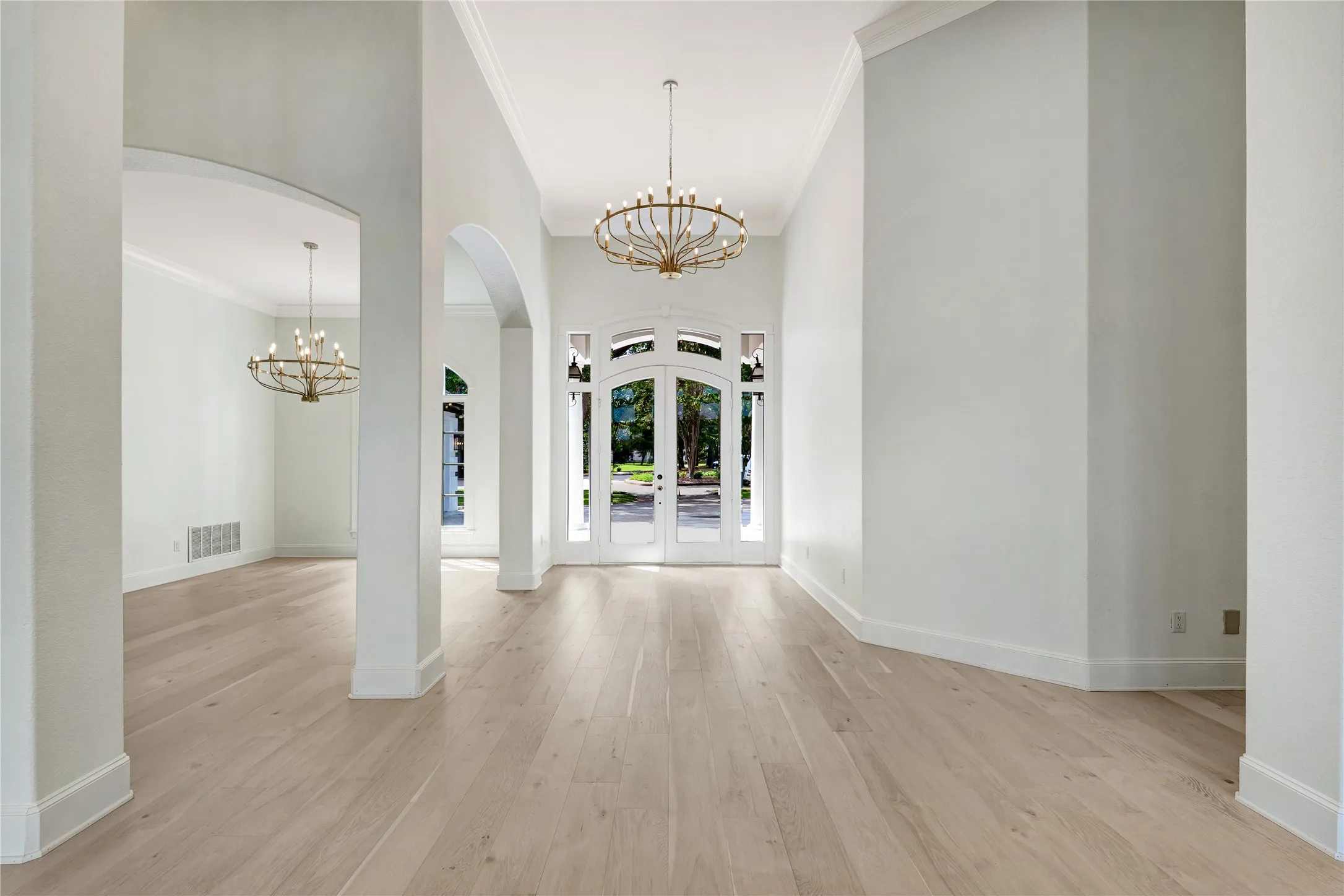 Single Family Residence For Sale in Cherokee County , 169 Dogwood Lakes Circle, Bullard, Texas 75757, 4 Bedroom, 4 Bathroom, 3 Garage spaces, 4,248 Sqft, built in 2001, mls#21402293, Real Estate Agent in Bullard, Homes For Sale in Cherokee county, Homes For Sale in Bullard, Realtor in Bullard Texas, Real Estate Brokerage Independent Realty Texas, Luminita Cordes Realtor
