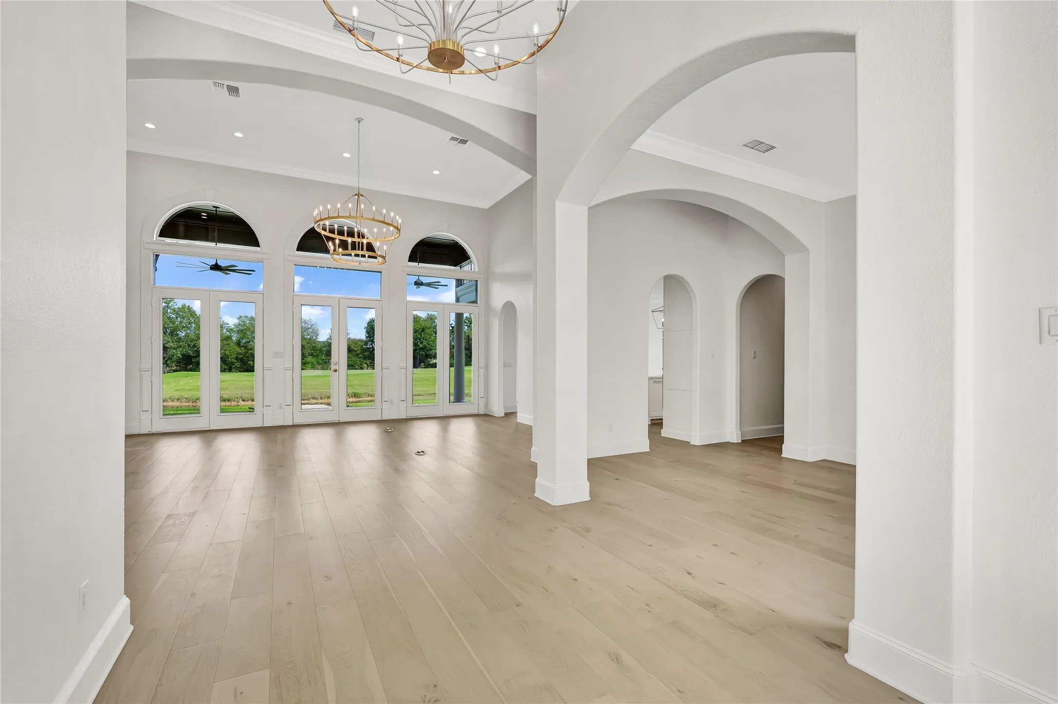 Single Family Residence For Sale in Cherokee County , 169 Dogwood Lakes Circle, Bullard, Texas 75757, 4 Bedroom, 4 Bathroom, 3 Garage spaces, 4,248 Sqft, built in 2001, mls#21402293, Real Estate Agent in Bullard, Homes For Sale in Cherokee county, Homes For Sale in Bullard, Realtor in Bullard Texas, Real Estate Brokerage Independent Realty Texas, Luminita Cordes Realtor