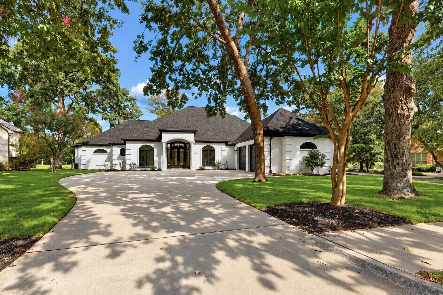 Single Family Residence For Sale in Cherokee County , 169 Dogwood Lakes Circle, Bullard, Texas 75757, 4 Bedroom, 4 Bathroom, 3 Garage spaces, 4,248 Sqft, built in 2001, mls#21402293, Real Estate Agent in Bullard, Homes For Sale in Cherokee county, Homes For Sale in Bullard, Realtor in Bullard Texas, Real Estate Brokerage Independent Realty Texas, Luminita Cordes Realtor