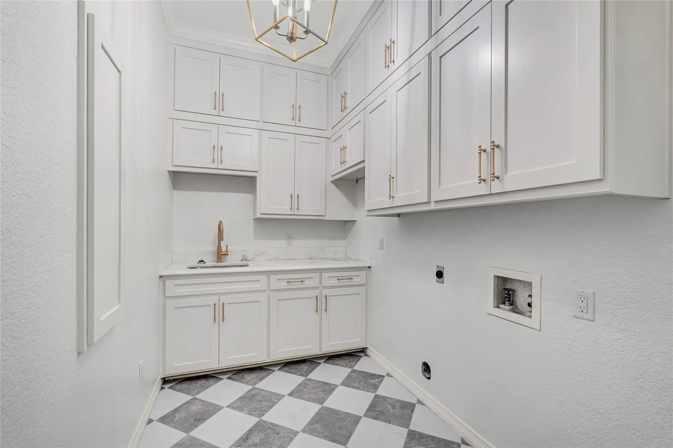 Single Family Residence For Sale in Cherokee County , 169 Dogwood Lakes Circle, Bullard, Texas 75757, 4 Bedroom, 4 Bathroom, 3 Garage spaces, 4,248 Sqft, built in 2001, mls#21402293, Real Estate Agent in Bullard, Homes For Sale in Cherokee county, Homes For Sale in Bullard, Realtor in Bullard Texas, Real Estate Brokerage Independent Realty Texas, Luminita Cordes Realtor
