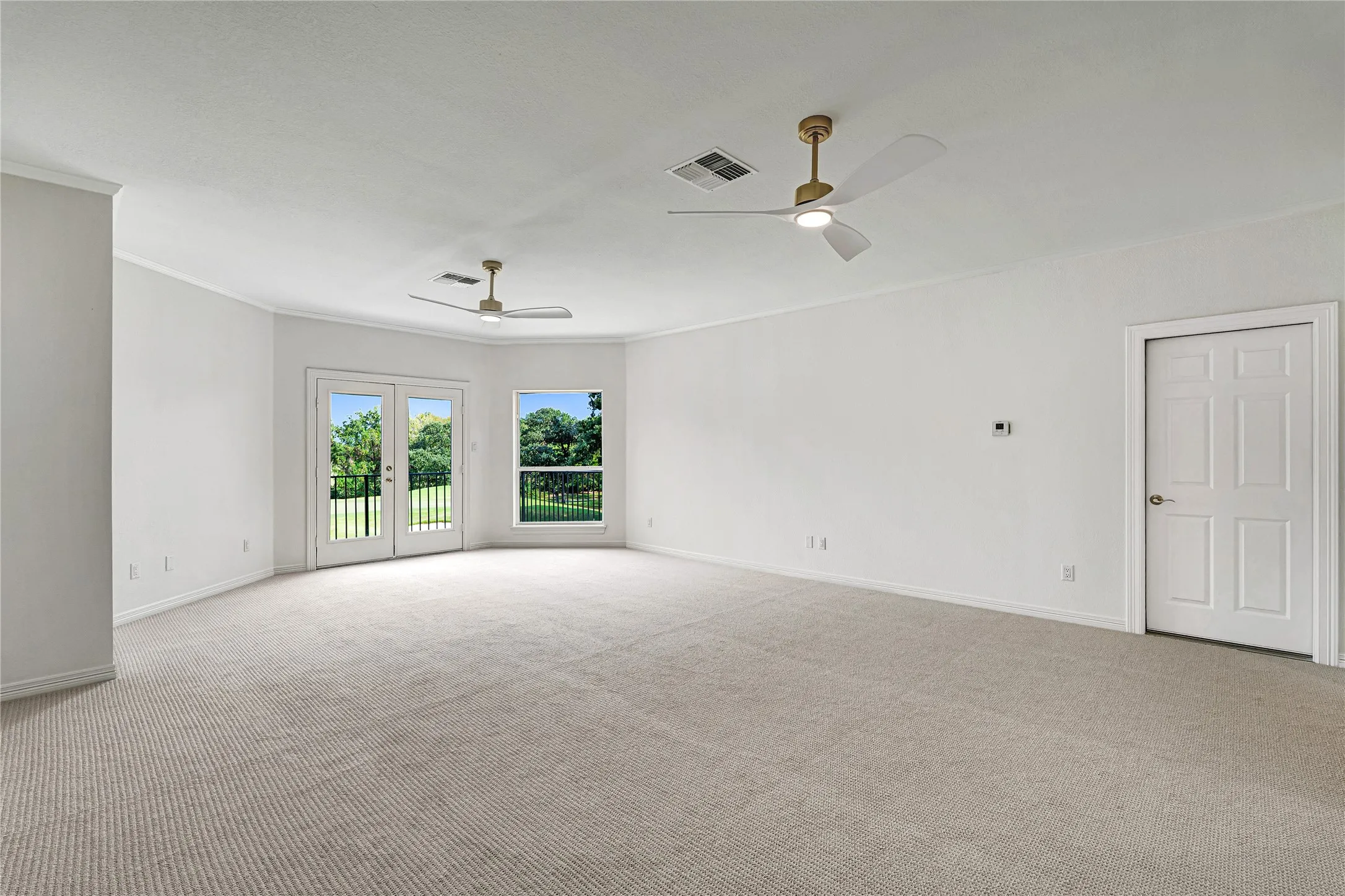 Single Family Residence For Sale in Cherokee County , 169 Dogwood Lakes Circle, Bullard, Texas 75757, 4 Bedroom, 4 Bathroom, 3 Garage spaces, 4,248 Sqft, built in 2001, mls#21402293, Real Estate Agent in Bullard, Homes For Sale in Cherokee county, Homes For Sale in Bullard, Realtor in Bullard Texas, Real Estate Brokerage Independent Realty Texas, Luminita Cordes Realtor