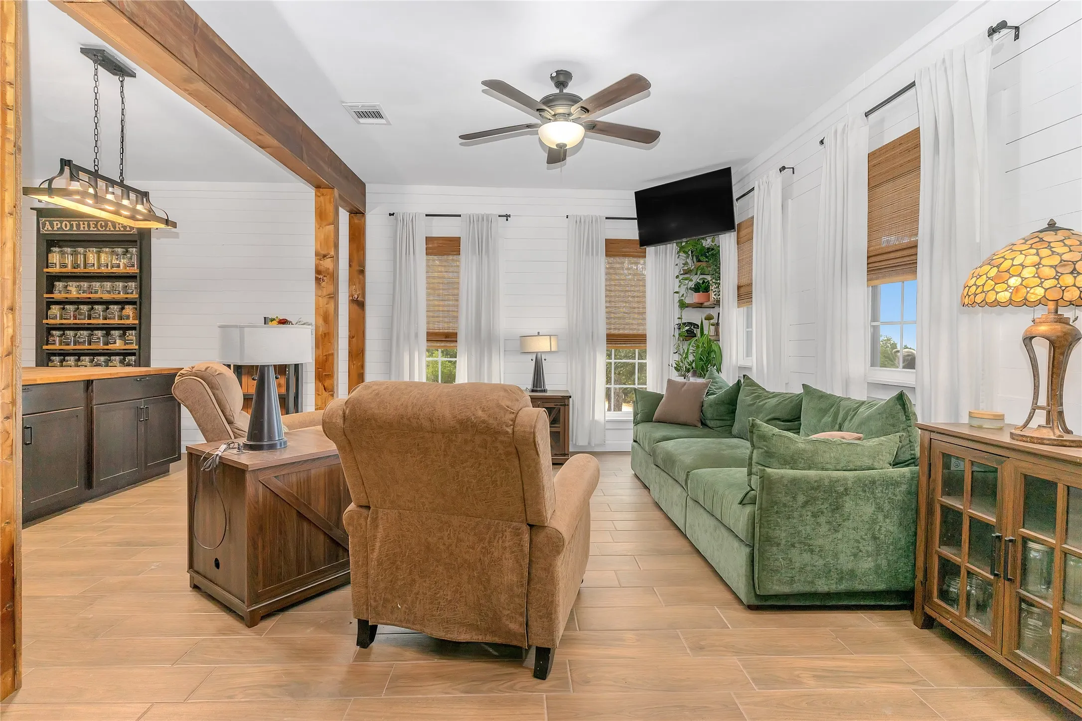 Farm For Sale in Erath County , 128 County Road 499, Hico, Texas 76457, 6 Bedroom, 2 Bathroom, Garage spaces, 2,048 Sqft, built in 2018, mls#21402294, Real Estate Agent in Hico, Homes For Sale in Erath county, Homes For Sale in Hico, Realtor in Hico Texas, Real Estate Brokerage Independent Realty Texas, Luminita Cordes Realtor