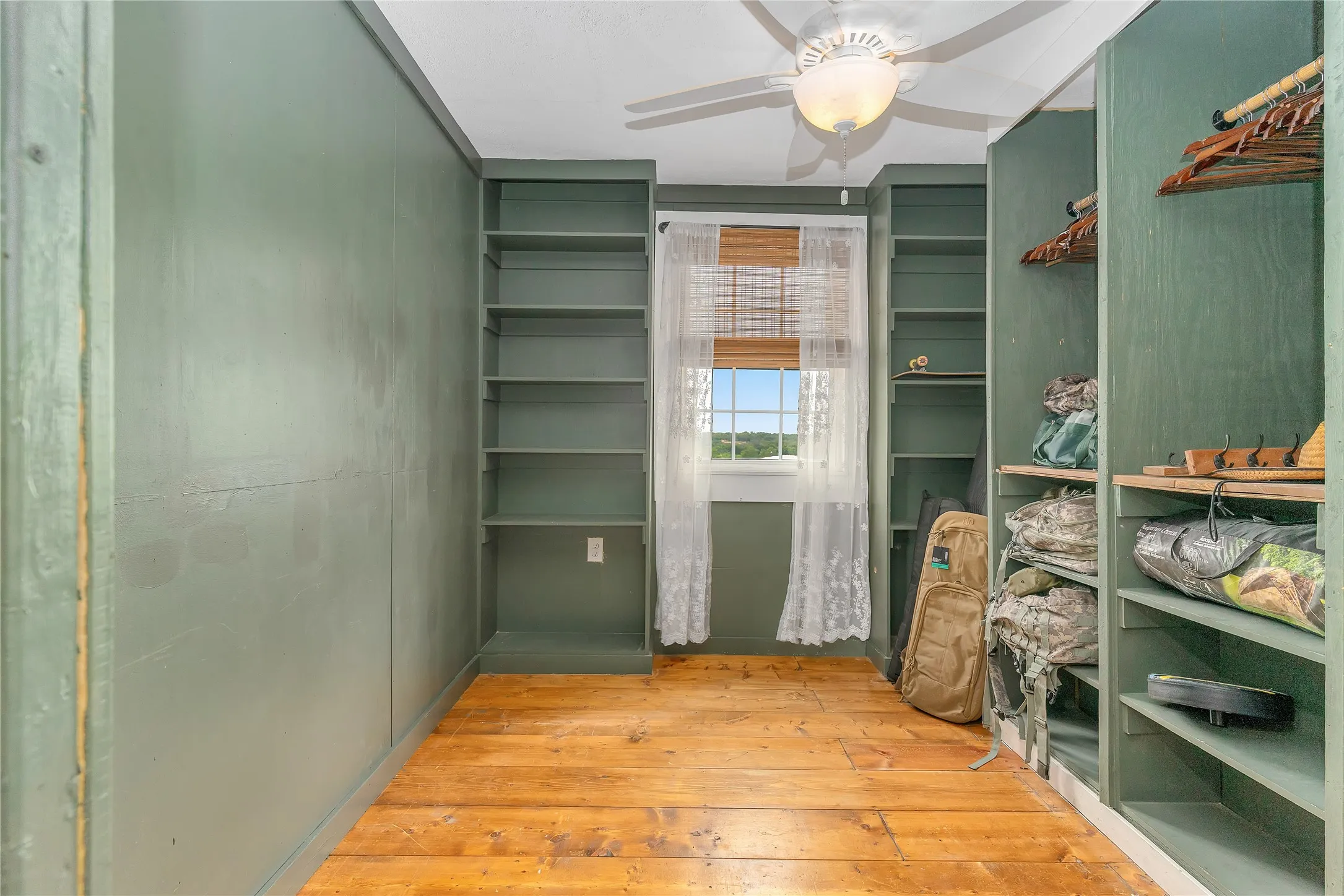 Farm For Sale in Erath County , 128 County Road 499, Hico, Texas 76457, 6 Bedroom, 2 Bathroom, Garage spaces, 2,048 Sqft, built in 2018, mls#21402294, Real Estate Agent in Hico, Homes For Sale in Erath county, Homes For Sale in Hico, Realtor in Hico Texas, Real Estate Brokerage Independent Realty Texas, Luminita Cordes Realtor