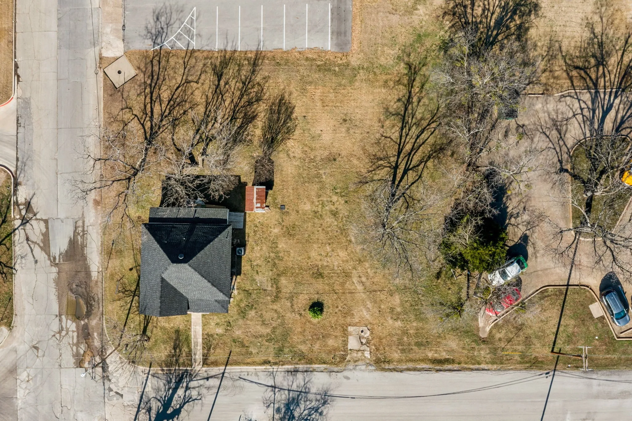 Single Family Residence For Rent in Dallas County , 319 Mckinney Street, Mesquite, Texas 75149, 2 Bedroom, 2 Bathroom, Garage spaces, 1,026 Sqft, built in 1935, mls#21400432, Real Estate Agent in Mesquite, Homes For Rent in Dallas county, Homes For Rent in Mesquite, Realtor in Mesquite Texas, Real Estate Brokerage Independent Realty Texas, Luminita Cordes Realtor