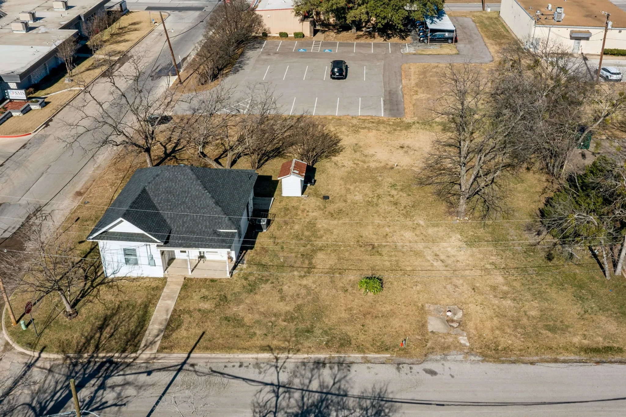 Single Family Residence For Rent in Dallas County , 319 Mckinney Street, Mesquite, Texas 75149, 2 Bedroom, 2 Bathroom, Garage spaces, 1,026 Sqft, built in 1935, mls#21400432, Real Estate Agent in Mesquite, Homes For Rent in Dallas county, Homes For Rent in Mesquite, Realtor in Mesquite Texas, Real Estate Brokerage Independent Realty Texas, Luminita Cordes Realtor