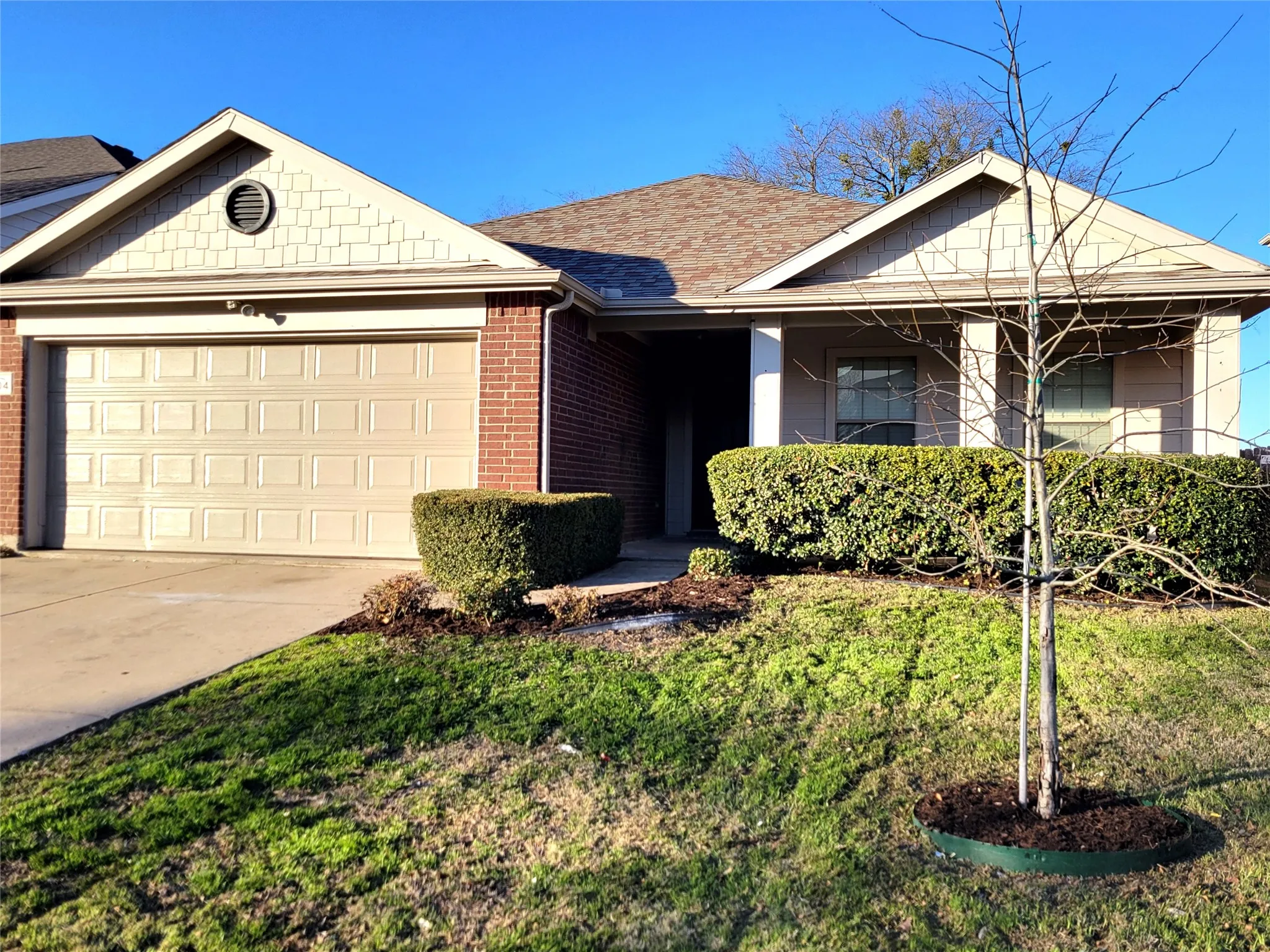 Single Family Residence For Rent in Collin County , 2004 Helmoken Falls Drive, Anna, Texas 75409, 3 Bedroom, 2 Bathroom, 2 Garage spaces, 1,918 Sqft, built in 2005, mls#21402298, Real Estate Agent in Anna, Homes For Rent in Collin county, Homes For Rent in Anna, Realtor in Anna Texas, Real Estate Brokerage Independent Realty Texas, Luminita Cordes Realtor