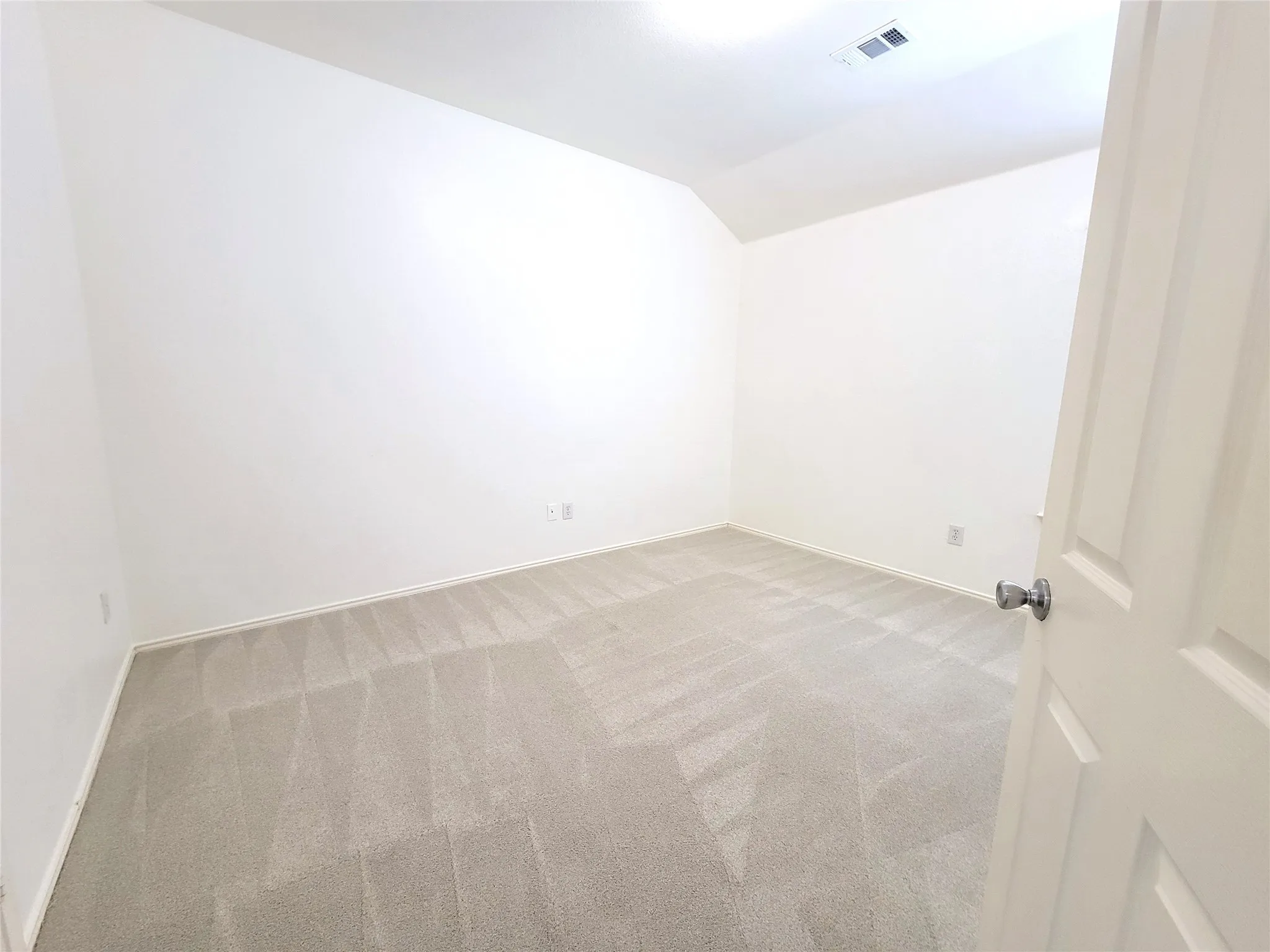 Single Family Residence For Rent in Collin County , 2004 Helmoken Falls Drive, Anna, Texas 75409, 3 Bedroom, 2 Bathroom, 2 Garage spaces, 1,918 Sqft, built in 2005, mls#21402298, Real Estate Agent in Anna, Homes For Rent in Collin county, Homes For Rent in Anna, Realtor in Anna Texas, Real Estate Brokerage Independent Realty Texas, Luminita Cordes Realtor