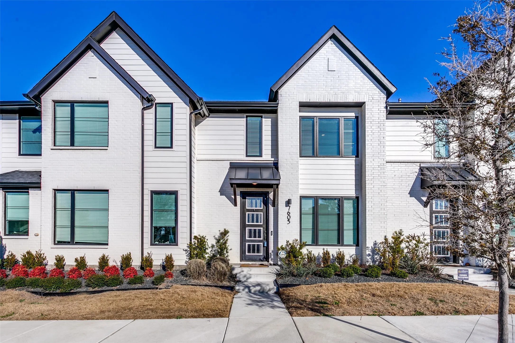 Townhouse For Rent in Tarrant County , 7605 Reis Lane, North Richland Hills, Texas 76182, 2 Bedroom, 3 Bathroom, 2 Garage spaces, 1,662 Sqft, built in 2021, mls#21402212, Real Estate Agent in North Richland Hills, Homes For Rent in Tarrant county, Homes For Rent in North Richland Hills, Realtor in North Richland Hills Texas, Real Estate Brokerage Independent Realty Texas, Luminita Cordes Realtor