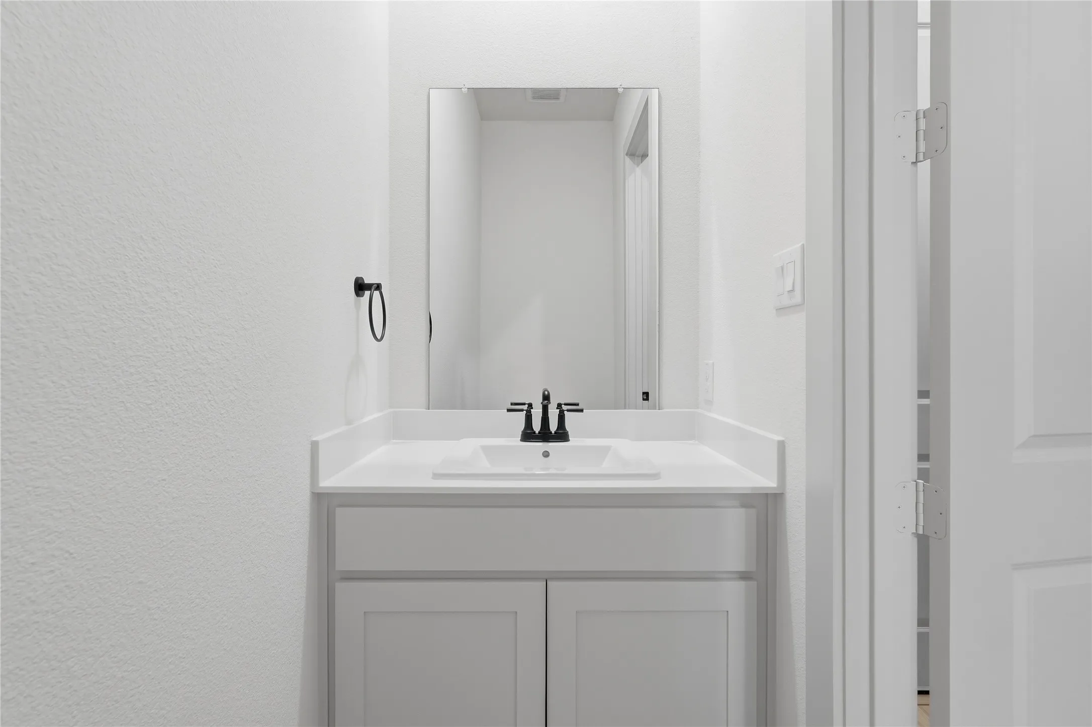 Single Family Residence For Rent in Collin County , 15795 Shaded Mews, Frisco, Texas 75033, 4 Bedroom, 4 Bathroom, 2 Garage spaces, 3,027 Sqft, built in 2026, mls#21400658, Real Estate Agent in Frisco, Homes For Rent in Collin county, Homes For Rent in Frisco, Realtor in Frisco Texas, Real Estate Brokerage Independent Realty Texas, Luminita Cordes Realtor