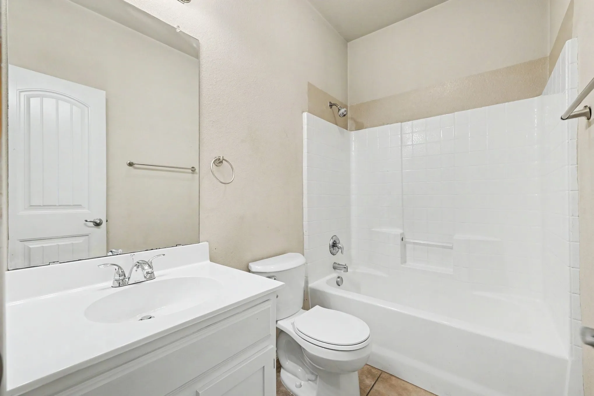 Single Family Residence For Sale in Dallas County , 8738 Misty Bluff Court, Dallas, Texas 75249, 3 Bedroom, 2 Bathroom, 2 Garage spaces, 1,878 Sqft, built in 2010, mls#21402215, Real Estate Agent in Dallas, Homes For Sale in Dallas county, Homes For Sale in Dallas, Realtor in Dallas Texas, Real Estate Brokerage Independent Realty Texas, Luminita Cordes Realtor