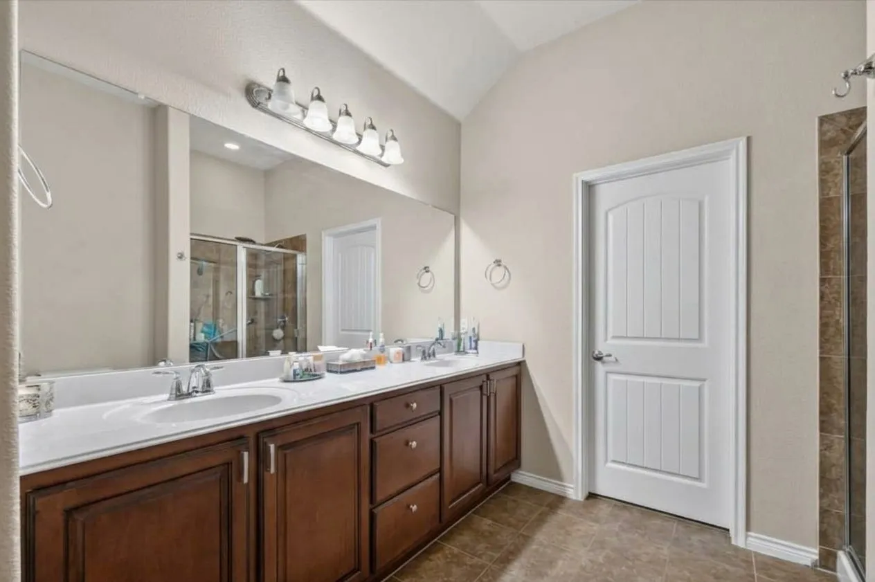 Single Family Residence For Sale in Collin County , 1824 Harlequin Place, Allen, Texas 75002, 3 Bedroom, 2 Bathroom, 2 Garage spaces, 1,900 Sqft, built in 2011, mls#21402067, Real Estate Agent in Allen, Homes For Sale in Collin county, Homes For Sale in Allen, Realtor in Allen Texas, Real Estate Brokerage Independent Realty Texas, Luminita Cordes Realtor