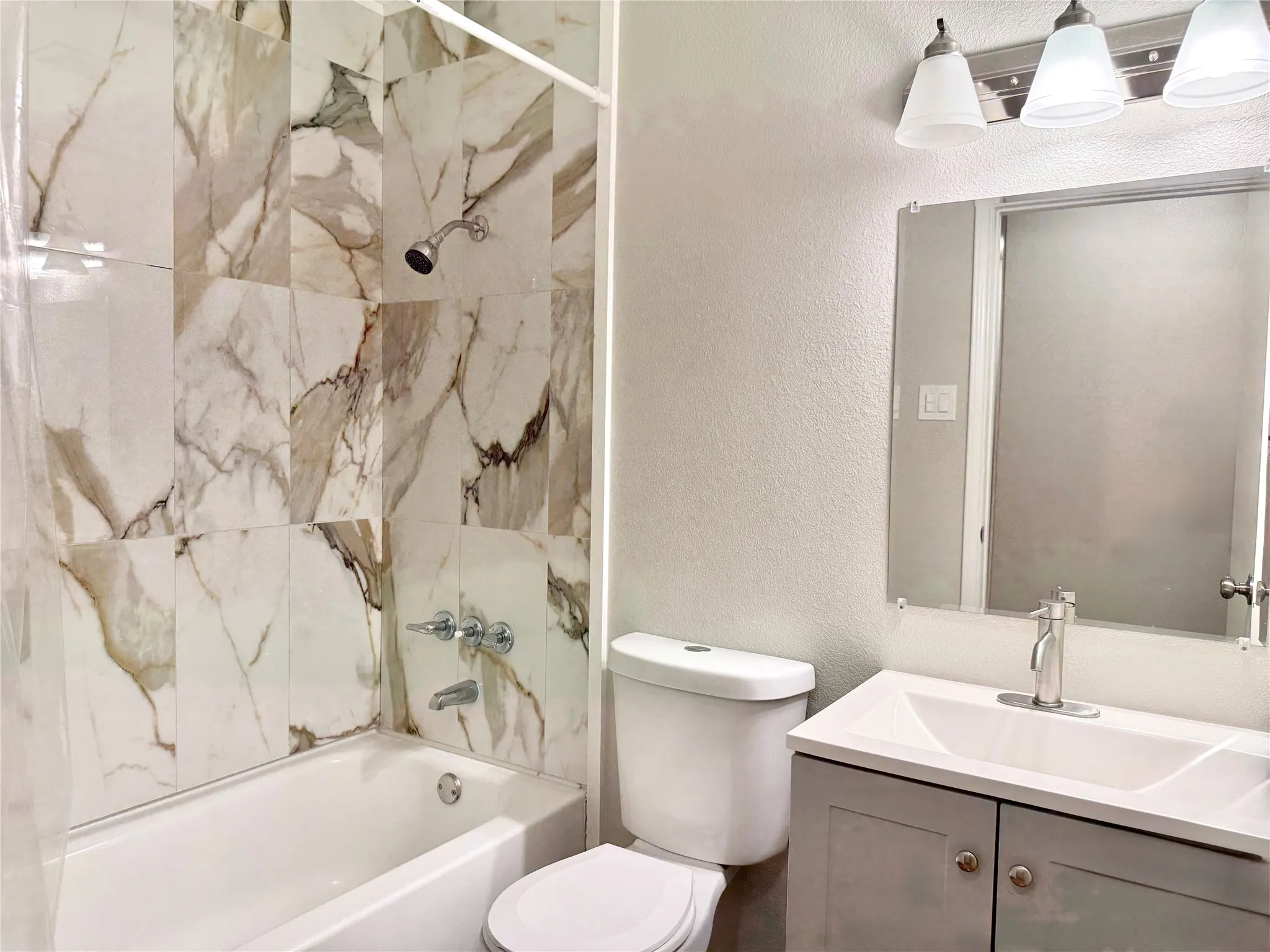 Single Family Residence For Rent in Tarrant County , 8216 Richard Street, White Settlement, Texas 76108, 3 Bedroom, 2 Bathroom, 2 Garage spaces, 1,126 Sqft, built in 1972, mls#21402309, Real Estate Agent in White Settlement, Homes For Rent in Tarrant county, Homes For Rent in White Settlement, Realtor in White Settlement Texas, Real Estate Brokerage Independent Realty Texas, Luminita Cordes Realtor