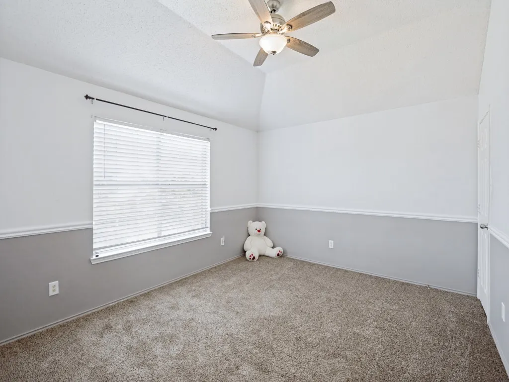 Single Family Residence For Sale in Collin County , 9610 Thorncliff Drive, Frisco, Texas 75035, 4 Bedroom, 3 Bathroom, 2 Garage spaces, 2,987 Sqft, built in 1998, mls#21402194, Real Estate Agent in Frisco, Homes For Sale in Collin county, Homes For Sale in Frisco, Realtor in Frisco Texas, Real Estate Brokerage Independent Realty Texas, Luminita Cordes Realtor