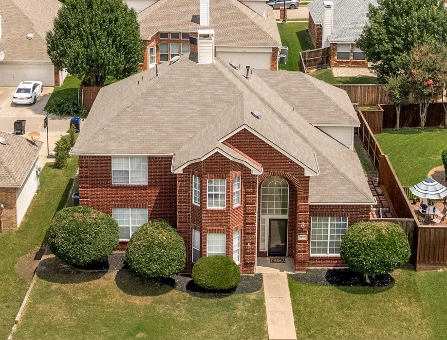 Single Family Residence For Sale in Collin County , 9610 Thorncliff Drive, Frisco, Texas 75035, 4 Bedroom, 3 Bathroom, 2 Garage spaces, 2,987 Sqft, built in 1998, mls#21402194, Real Estate Agent in Frisco, Homes For Sale in Collin county, Homes For Sale in Frisco, Realtor in Frisco Texas, Real Estate Brokerage Independent Realty Texas, Luminita Cordes Realtor