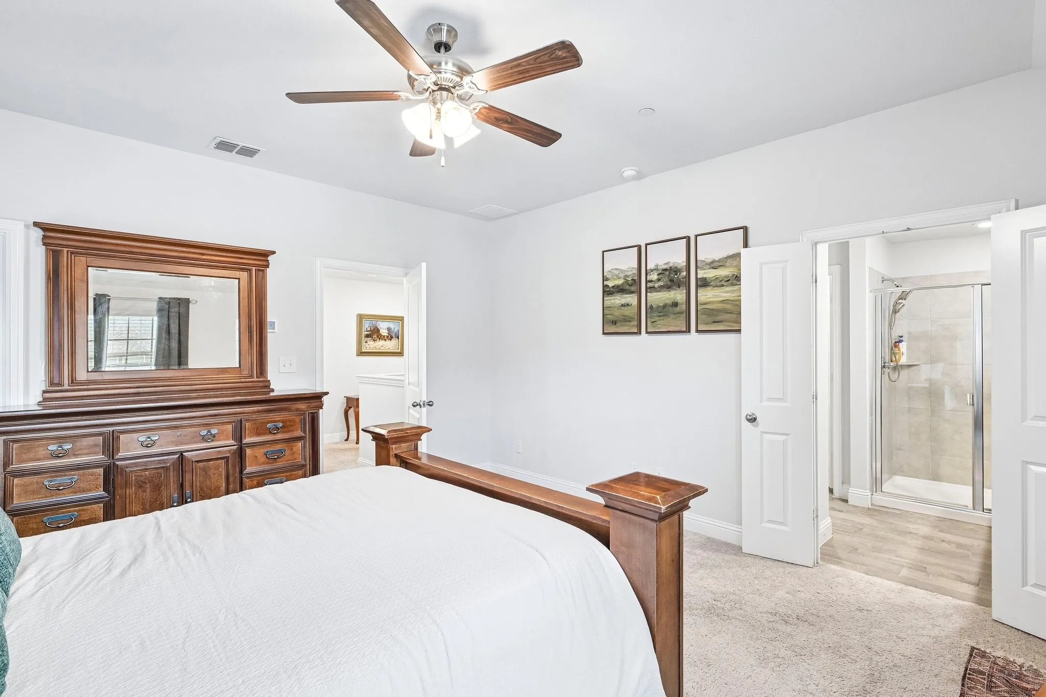 Townhouse For Sale in Tarrant County , 5572 Kilmer Drive, North Richland Hills, Texas 76180, 3 Bedroom, 3 Bathroom, 2 Garage spaces, 1,792 Sqft, built in 2020, mls#21401956, Real Estate Agent in North Richland Hills, Homes For Sale in Tarrant county, Homes For Sale in North Richland Hills, Realtor in North Richland Hills Texas, Real Estate Brokerage Independent Realty Texas, Luminita Cordes Realtor