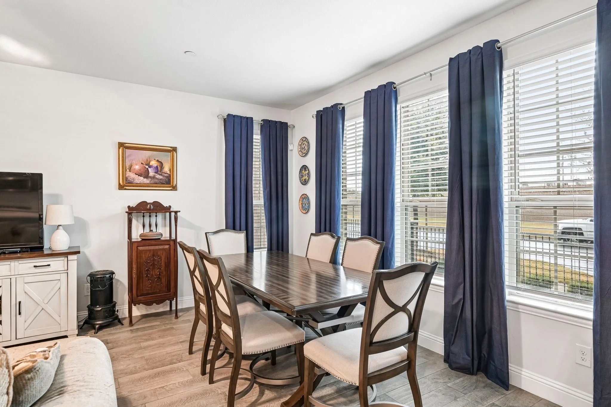 Townhouse For Sale in Tarrant County , 5572 Kilmer Drive, North Richland Hills, Texas 76180, 3 Bedroom, 3 Bathroom, 2 Garage spaces, 1,792 Sqft, built in 2020, mls#21401956, Real Estate Agent in North Richland Hills, Homes For Sale in Tarrant county, Homes For Sale in North Richland Hills, Realtor in North Richland Hills Texas, Real Estate Brokerage Independent Realty Texas, Luminita Cordes Realtor