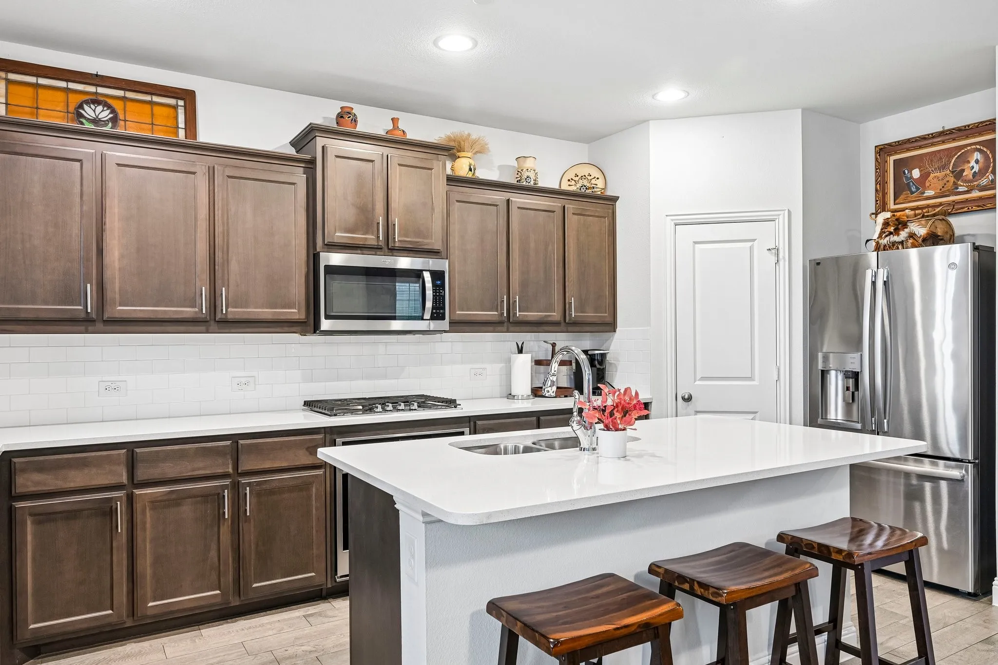 Townhouse For Sale in Tarrant County , 5572 Kilmer Drive, North Richland Hills, Texas 76180, 3 Bedroom, 3 Bathroom, 2 Garage spaces, 1,792 Sqft, built in 2020, mls#21401956, Real Estate Agent in North Richland Hills, Homes For Sale in Tarrant county, Homes For Sale in North Richland Hills, Realtor in North Richland Hills Texas, Real Estate Brokerage Independent Realty Texas, Luminita Cordes Realtor
