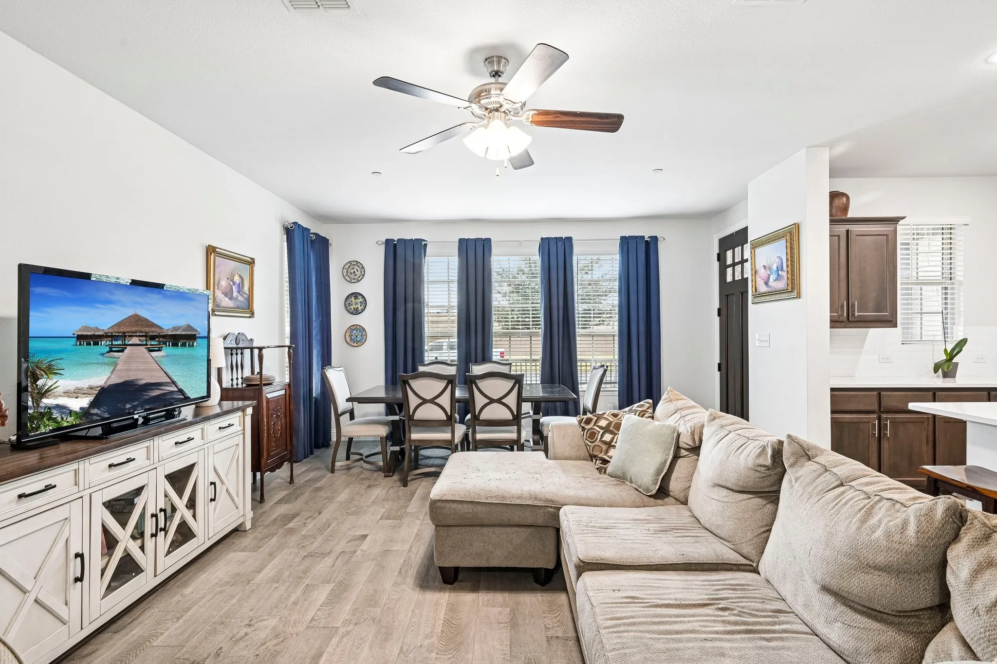 Townhouse For Sale in Tarrant County , 5572 Kilmer Drive, North Richland Hills, Texas 76180, 3 Bedroom, 3 Bathroom, 2 Garage spaces, 1,792 Sqft, built in 2020, mls#21401956, Real Estate Agent in North Richland Hills, Homes For Sale in Tarrant county, Homes For Sale in North Richland Hills, Realtor in North Richland Hills Texas, Real Estate Brokerage Independent Realty Texas, Luminita Cordes Realtor