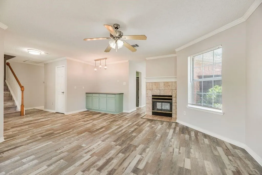 Single Family Residence For Rent in Tarrant County , 5610 Eagle Rock Road, Arlington, Texas 76017, 4 Bedroom, 3 Bathroom, Garage spaces, 2,531 Sqft, built in 1994, mls#21402315, Real Estate Agent in Arlington, Homes For Rent in Tarrant county, Homes For Rent in Arlington, Realtor in Arlington Texas, Real Estate Brokerage Independent Realty Texas, Luminita Cordes Realtor