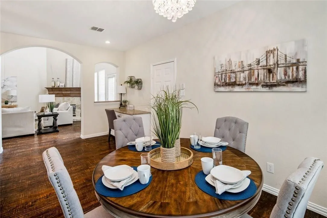 Single Family Residence For Rent in Collin County , 4441 White Rock Lane, Plano, Texas 75024, 5 Bedroom, 4 Bathroom, 2 Garage spaces, 3,594 Sqft, built in 2001, mls#21402314, Real Estate Agent in Plano, Homes For Rent in Collin county, Homes For Rent in Plano, Realtor in Plano Texas, Real Estate Brokerage Independent Realty Texas, Luminita Cordes Realtor