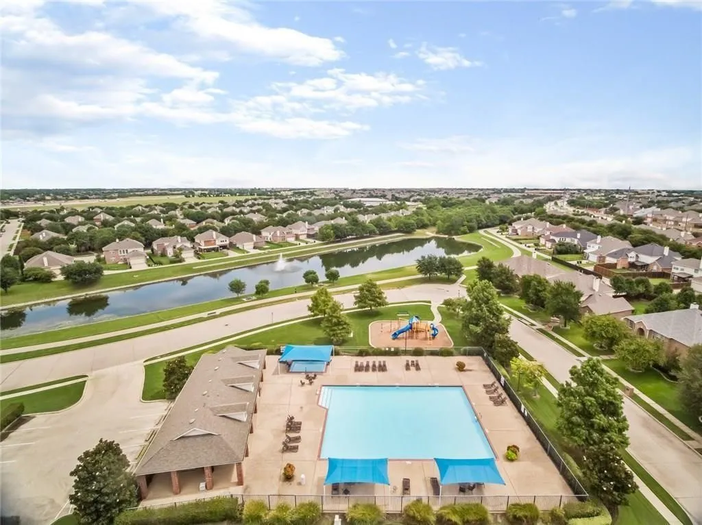 Single Family Residence For Rent in Collin County , 4441 White Rock Lane, Plano, Texas 75024, 5 Bedroom, 4 Bathroom, 2 Garage spaces, 3,594 Sqft, built in 2001, mls#21402314, Real Estate Agent in Plano, Homes For Rent in Collin county, Homes For Rent in Plano, Realtor in Plano Texas, Real Estate Brokerage Independent Realty Texas, Luminita Cordes Realtor