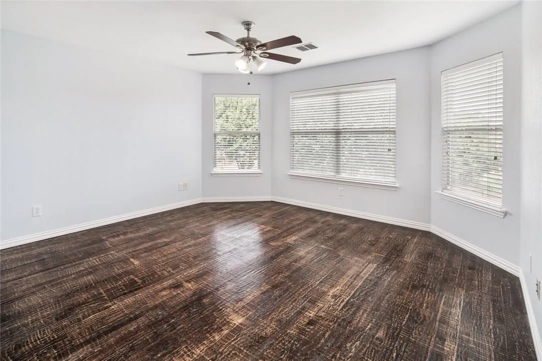 Single Family Residence For Rent in Collin County , 4441 White Rock Lane, Plano, Texas 75024, 5 Bedroom, 4 Bathroom, 2 Garage spaces, 3,594 Sqft, built in 2001, mls#21402314, Real Estate Agent in Plano, Homes For Rent in Collin county, Homes For Rent in Plano, Realtor in Plano Texas, Real Estate Brokerage Independent Realty Texas, Luminita Cordes Realtor