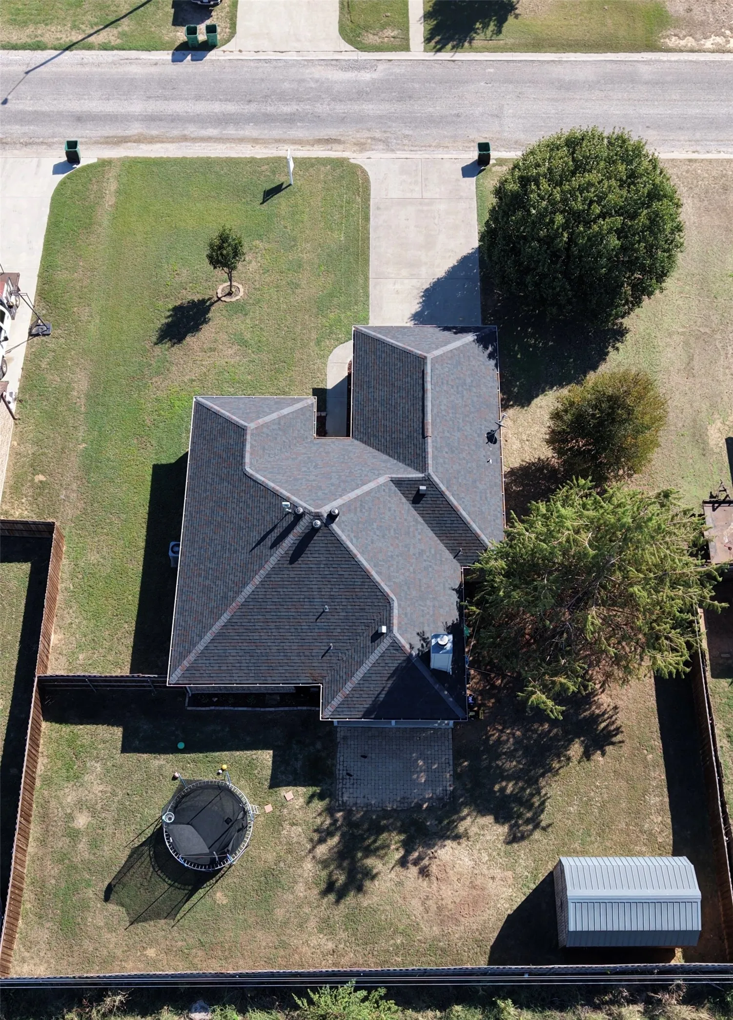 Single Family Residence For Sale in Wise County , 215 Ashley Street, Alvord, Texas 76225, 3 Bedroom, 2 Bathroom, 2 Garage spaces, 1,584 Sqft, built in 2005, mls#21402252, Real Estate Agent in Alvord, Homes For Sale in Wise county, Homes For Sale in Alvord, Realtor in Alvord Texas, Real Estate Brokerage Independent Realty Texas, Luminita Cordes Realtor