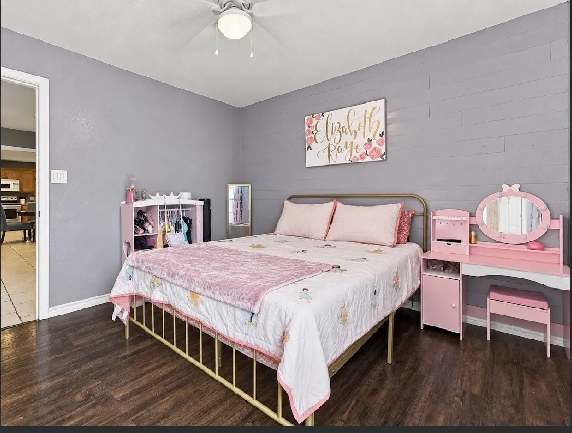 Single Family Residence For Sale in Wise County , 215 Ashley Street, Alvord, Texas 76225, 3 Bedroom, 2 Bathroom, 2 Garage spaces, 1,584 Sqft, built in 2005, mls#21402252, Real Estate Agent in Alvord, Homes For Sale in Wise county, Homes For Sale in Alvord, Realtor in Alvord Texas, Real Estate Brokerage Independent Realty Texas, Luminita Cordes Realtor