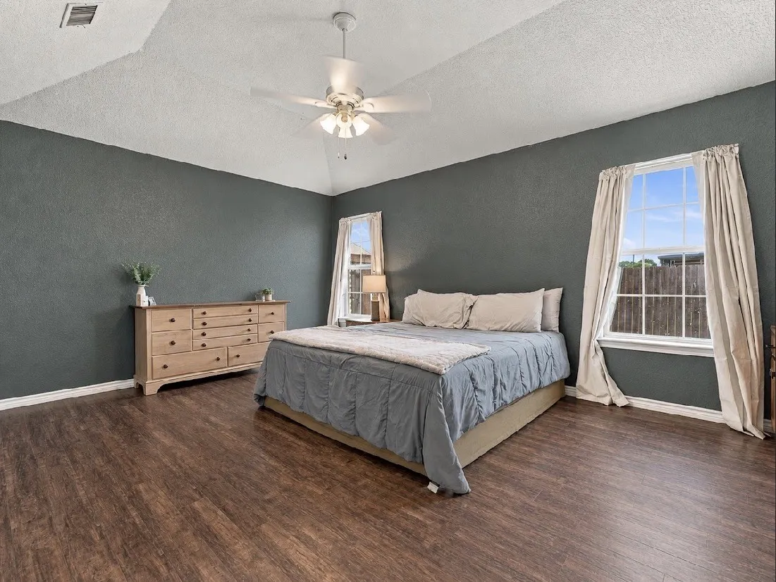 Single Family Residence For Sale in Wise County , 215 Ashley Street, Alvord, Texas 76225, 3 Bedroom, 2 Bathroom, 2 Garage spaces, 1,584 Sqft, built in 2005, mls#21402252, Real Estate Agent in Alvord, Homes For Sale in Wise county, Homes For Sale in Alvord, Realtor in Alvord Texas, Real Estate Brokerage Independent Realty Texas, Luminita Cordes Realtor