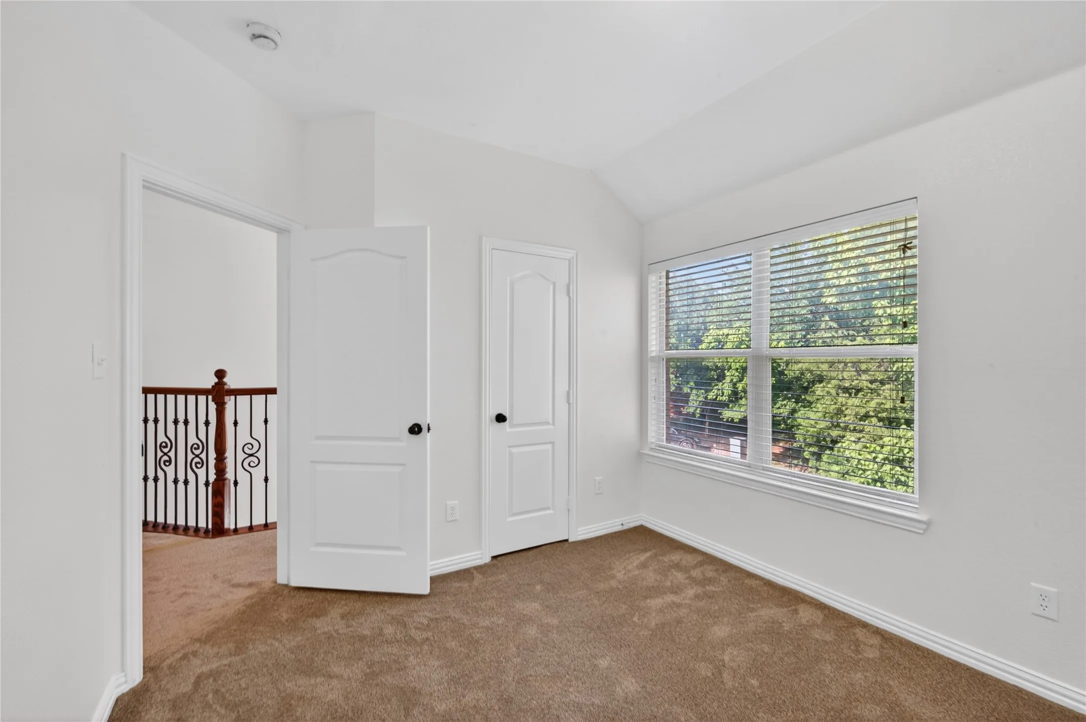 Single Family Residence For Rent in Dallas County , 509 Heath Lane, Coppell, Texas 75019, 4 Bedroom, 3 Bathroom, 2 Garage spaces, 2,457 Sqft, built in 2008, mls#21402318, Real Estate Agent in Coppell, Homes For Rent in Dallas county, Homes For Rent in Coppell, Realtor in Coppell Texas, Real Estate Brokerage Independent Realty Texas, Luminita Cordes Realtor