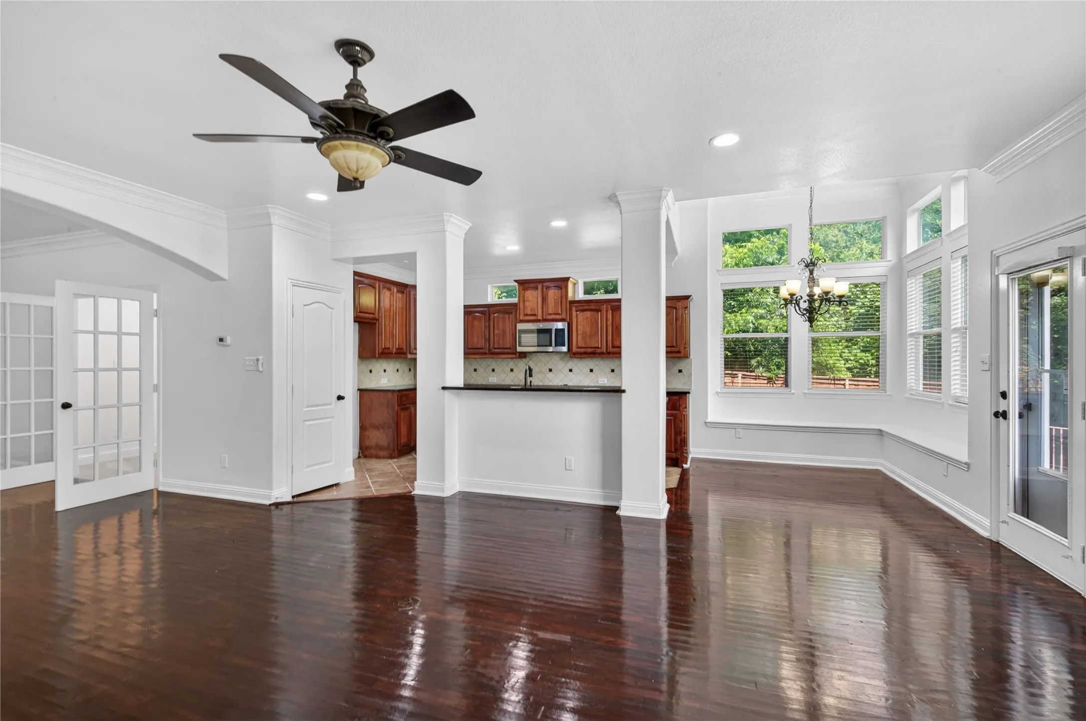 Single Family Residence For Rent in Dallas County , 509 Heath Lane, Coppell, Texas 75019, 4 Bedroom, 3 Bathroom, 2 Garage spaces, 2,457 Sqft, built in 2008, mls#21402318, Real Estate Agent in Coppell, Homes For Rent in Dallas county, Homes For Rent in Coppell, Realtor in Coppell Texas, Real Estate Brokerage Independent Realty Texas, Luminita Cordes Realtor