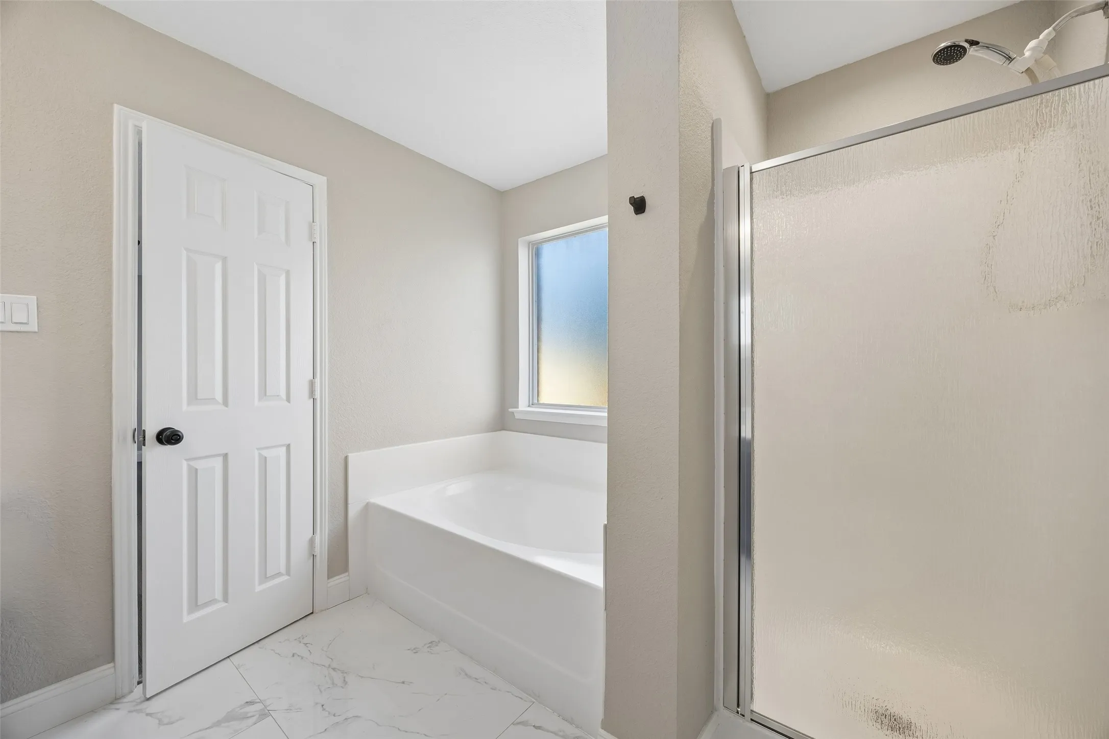 Single Family Residence For Sale in Tarrant County , 10137 Mount Pheasant Road, Fort Worth, Texas 76108, 4 Bedroom, 3 Bathroom, 2 Garage spaces, 2,728 Sqft, built in 2005, mls#21401356, Real Estate Agent in Fort Worth, Homes For Sale in Tarrant county, Homes For Sale in Fort Worth, Realtor in Fort Worth Texas, Real Estate Brokerage Independent Realty Texas, Luminita Cordes Realtor