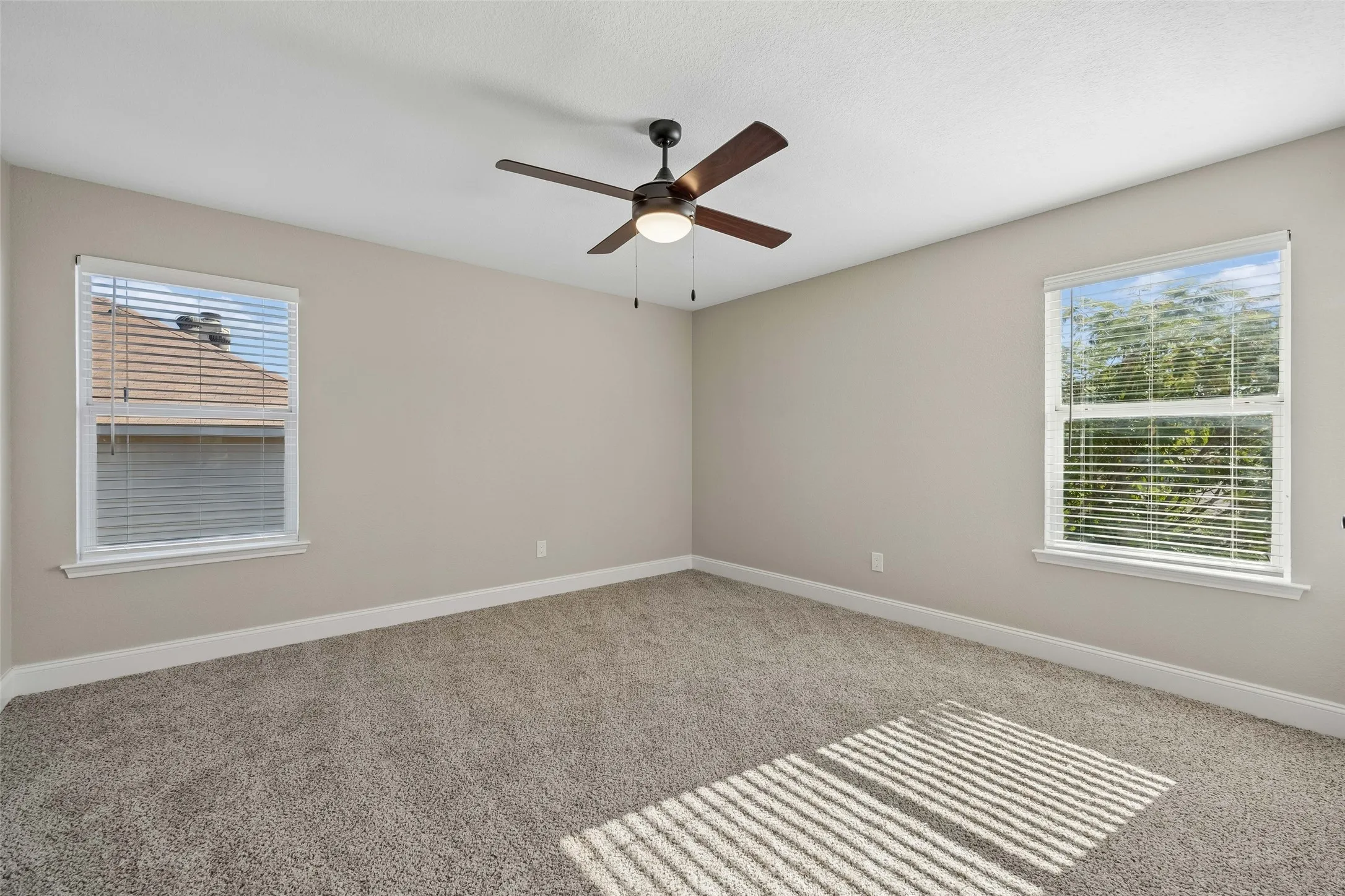 Single Family Residence For Sale in Tarrant County , 10137 Mount Pheasant Road, Fort Worth, Texas 76108, 4 Bedroom, 3 Bathroom, 2 Garage spaces, 2,728 Sqft, built in 2005, mls#21401356, Real Estate Agent in Fort Worth, Homes For Sale in Tarrant county, Homes For Sale in Fort Worth, Realtor in Fort Worth Texas, Real Estate Brokerage Independent Realty Texas, Luminita Cordes Realtor