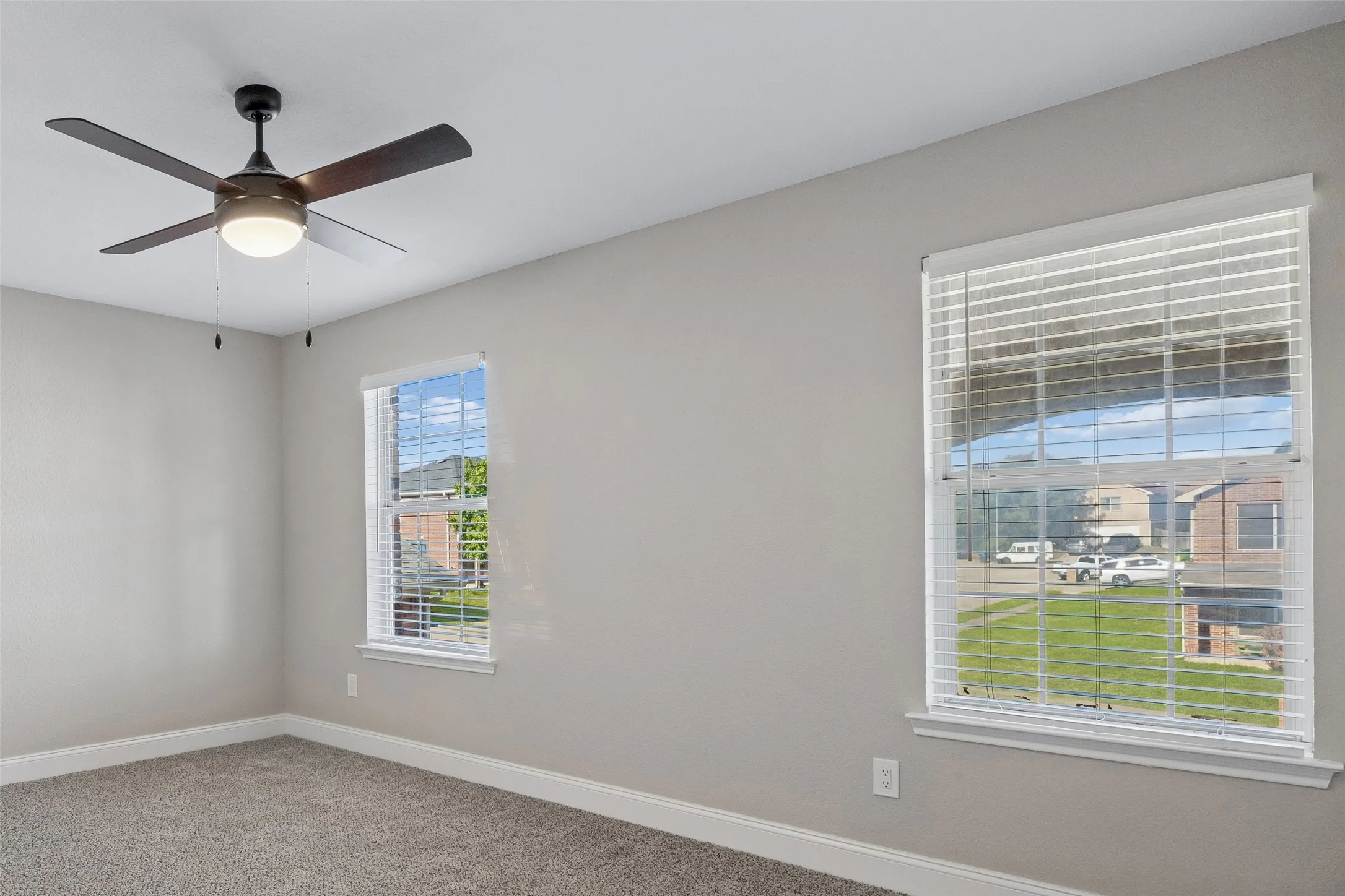 Single Family Residence For Sale in Tarrant County , 10137 Mount Pheasant Road, Fort Worth, Texas 76108, 4 Bedroom, 3 Bathroom, 2 Garage spaces, 2,728 Sqft, built in 2005, mls#21401356, Real Estate Agent in Fort Worth, Homes For Sale in Tarrant county, Homes For Sale in Fort Worth, Realtor in Fort Worth Texas, Real Estate Brokerage Independent Realty Texas, Luminita Cordes Realtor