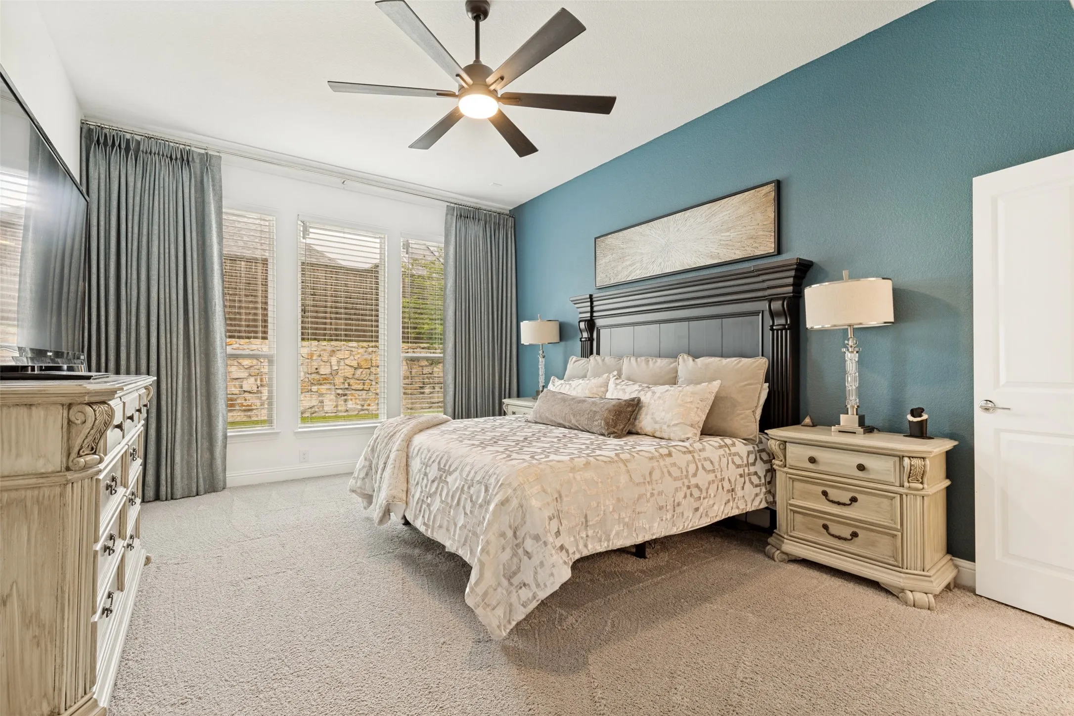 Single Family Residence For Sale in Denton County , 229 Savannah Lane, Oak Point, Texas 75068, 3 Bedroom, 3 Bathroom, 3 Garage spaces, 2,204 Sqft, built in 2022, mls#21402321, Real Estate Agent in Oak Point, Homes For Sale in Denton county, Homes For Sale in Oak Point, Realtor in Oak Point Texas, Real Estate Brokerage Independent Realty Texas, Luminita Cordes Realtor