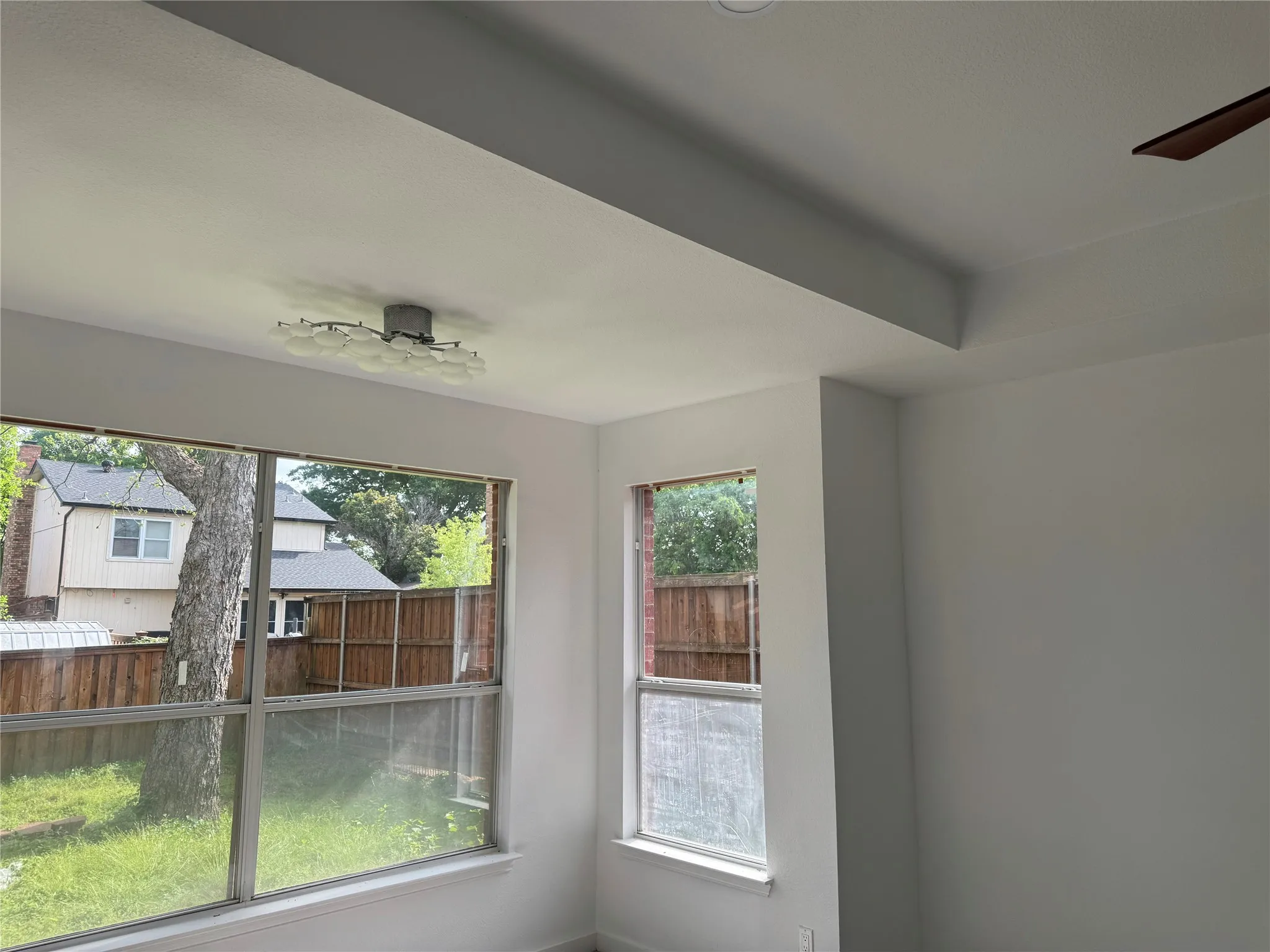 Single Family Residence For Rent in Denton County , 2105 Woodview Drive, Flower Mound, Texas 75028, 5 Bedroom, 4 Bathroom, 2 Garage spaces, 3,229 Sqft, built in 2001, mls#21378934, Real Estate Agent in Flower Mound, Homes For Rent in Denton county, Homes For Rent in Flower Mound, Realtor in Flower Mound Texas, Real Estate Brokerage Independent Realty Texas, Luminita Cordes Realtor