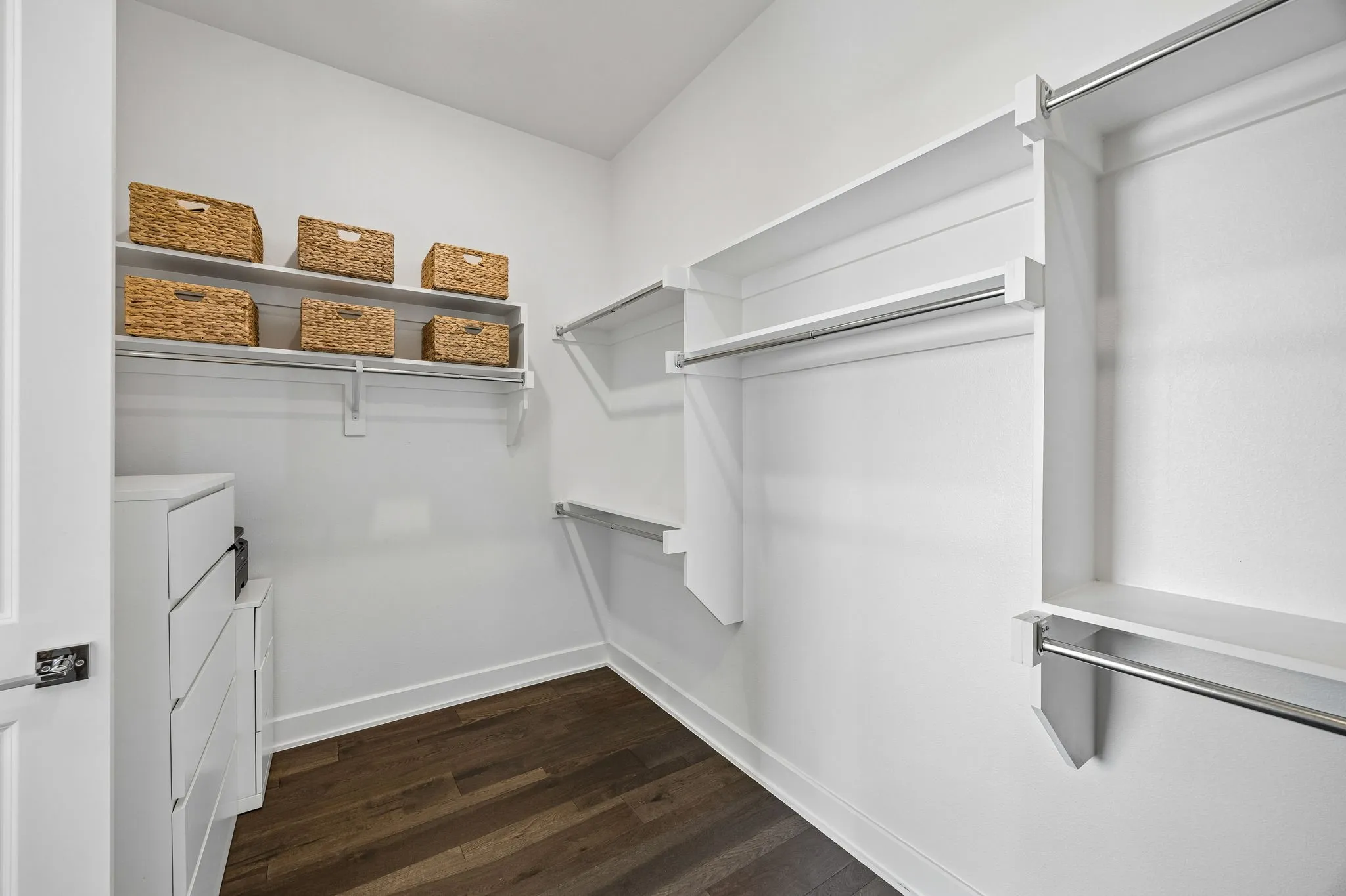 Condominium For Rent in Dallas County , 737 N Zang Boulevard 103, Dallas, Texas 75208, 3 Bedroom, 4 Bathroom, 2 Garage spaces, 1,919 Sqft, built in 2020, mls#21402316, Real Estate Agent in Dallas, Homes For Rent in Dallas county, Homes For Rent in Dallas, Realtor in Dallas Texas, Real Estate Brokerage Independent Realty Texas, Luminita Cordes Realtor