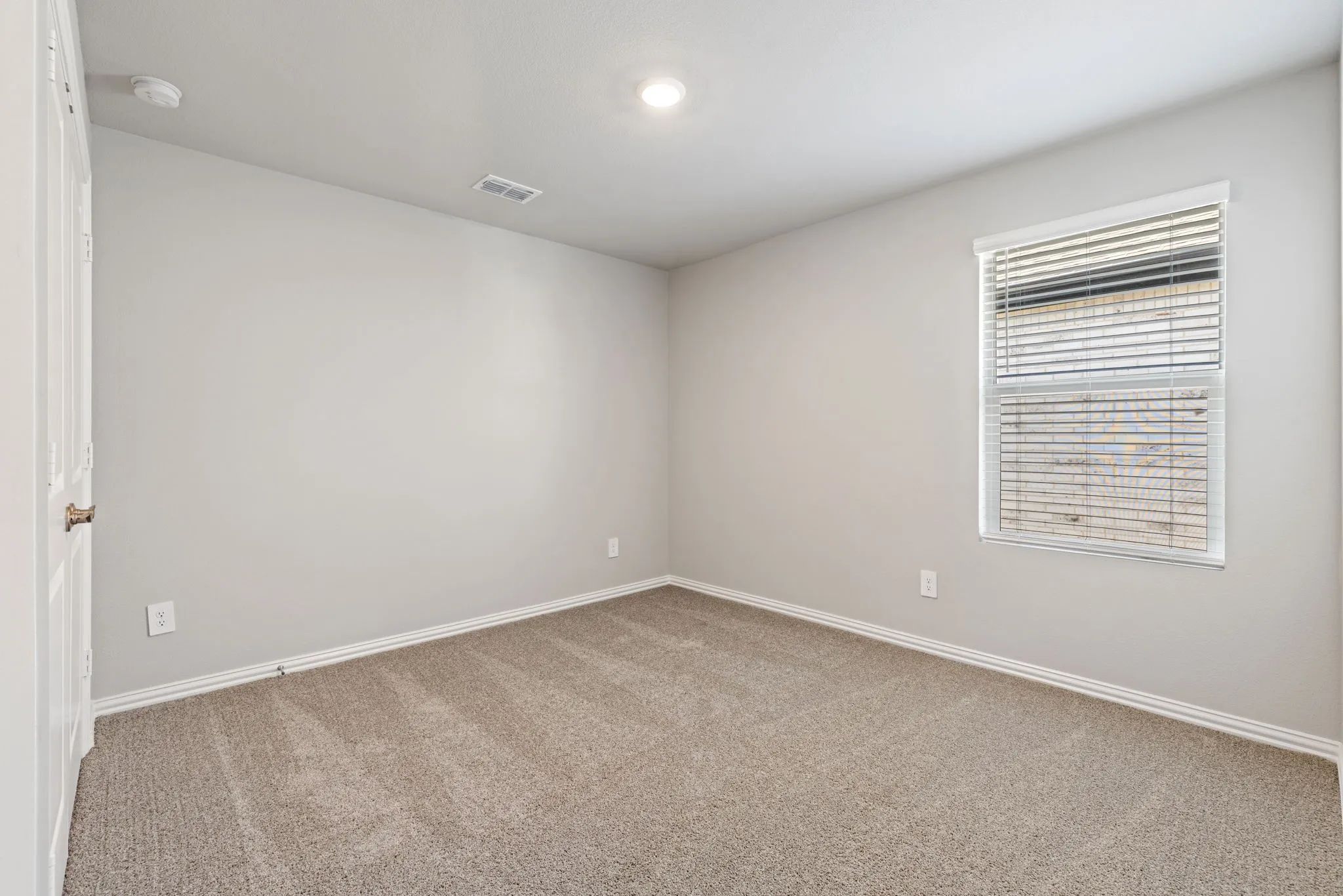 Single Family Residence For Rent in Collin County , 811 Rosemary Hill Drive, Princeton, Texas 75071, 3 Bedroom, 3 Bathroom, 1 Garage spaces, 1,948 Sqft, built in 2025, mls#21401937, Real Estate Agent in Princeton, Homes For Rent in Collin county, Homes For Rent in Princeton, Realtor in Princeton Texas, Real Estate Brokerage Independent Realty Texas, Luminita Cordes Realtor
