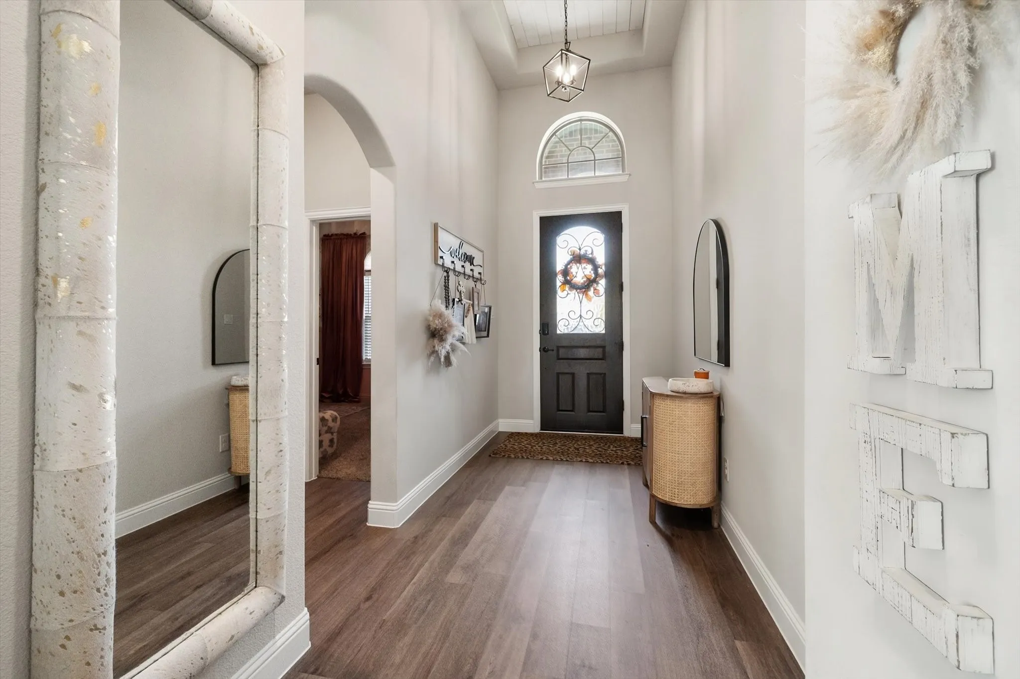 Single Family Residence For Sale in Johnson County , 2741 Thornhill Lane, Mansfield, Texas 76084, 5 Bedroom, 3 Bathroom, 2 Garage spaces, 2,995 Sqft, built in 2021, mls#21402014, Real Estate Agent in Mansfield, Homes For Sale in Johnson county, Homes For Sale in Mansfield, Realtor in Mansfield Texas, Real Estate Brokerage Independent Realty Texas, Luminita Cordes Realtor