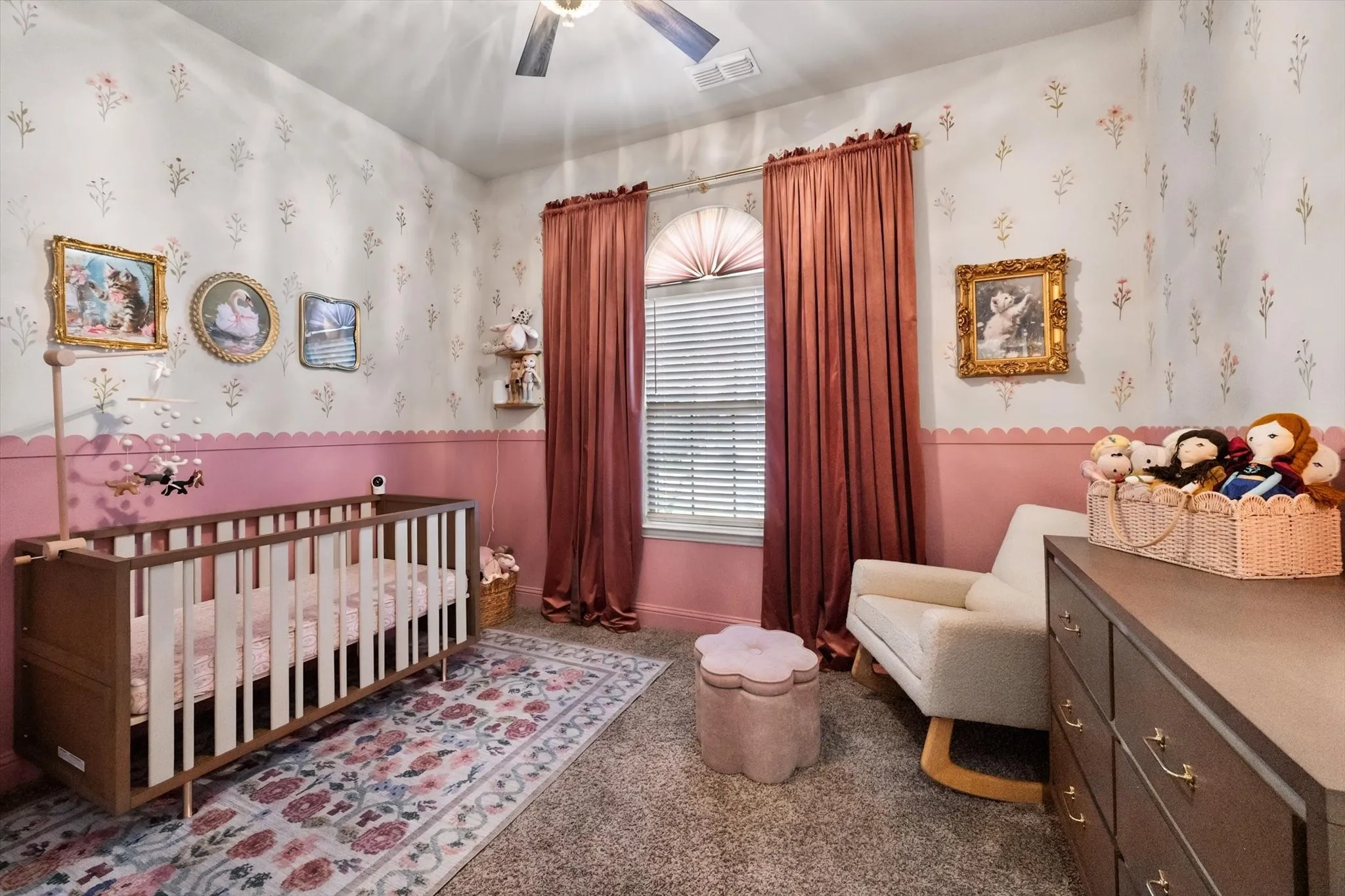 Single Family Residence For Sale in Johnson County , 2741 Thornhill Lane, Mansfield, Texas 76084, 5 Bedroom, 3 Bathroom, 2 Garage spaces, 2,995 Sqft, built in 2021, mls#21402014, Real Estate Agent in Mansfield, Homes For Sale in Johnson county, Homes For Sale in Mansfield, Realtor in Mansfield Texas, Real Estate Brokerage Independent Realty Texas, Luminita Cordes Realtor