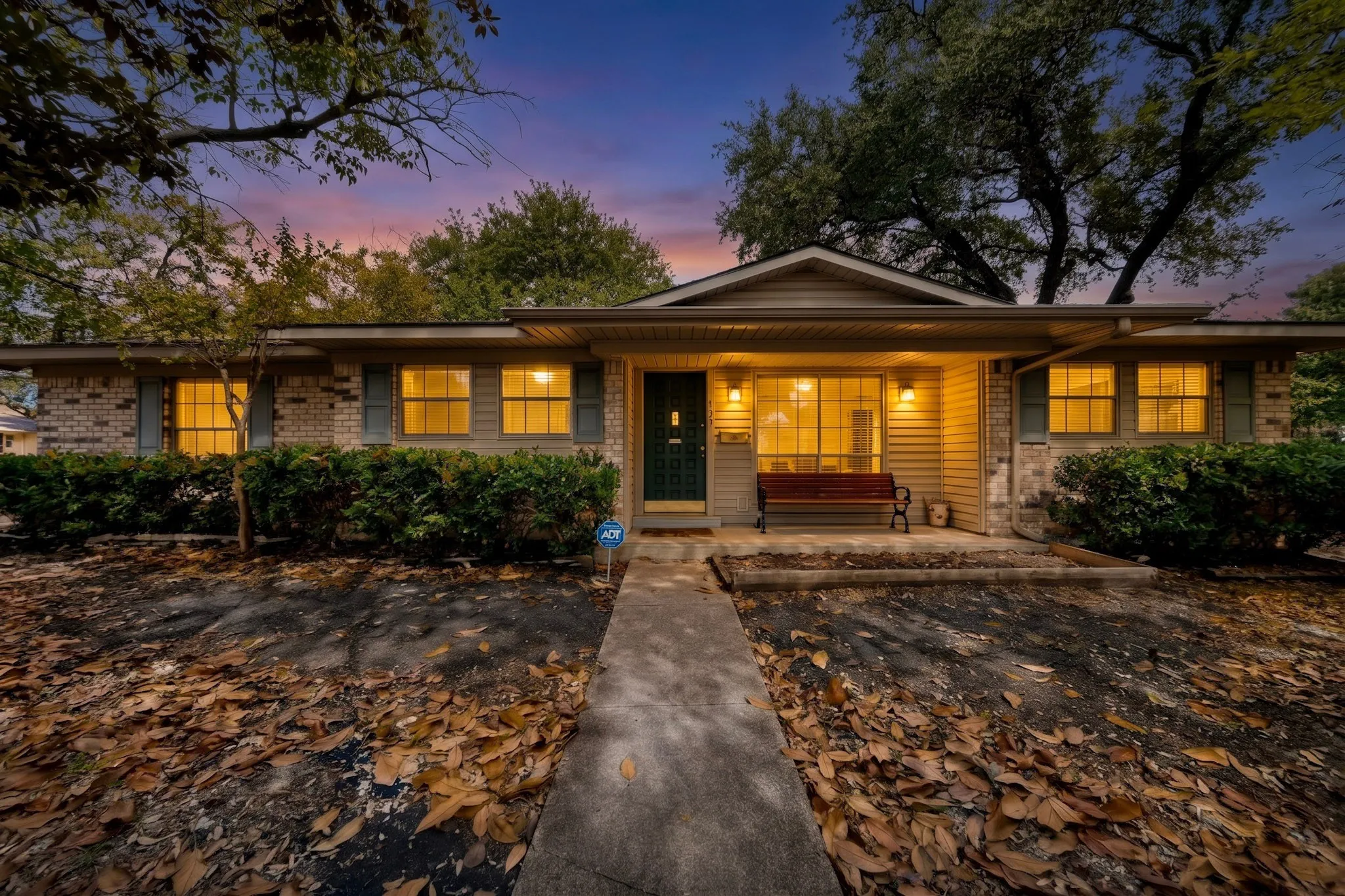 Single Family Residence For Rent in Dallas County , 432 Sandy Trail, Richardson, Texas 75080, 3 Bedroom, 2 Bathroom, 2 Garage spaces, 1,506 Sqft, built in 1964, mls#21401208, Real Estate Agent in Richardson, Homes For Rent in Dallas county, Homes For Rent in Richardson, Realtor in Richardson Texas, Real Estate Brokerage Independent Realty Texas, Luminita Cordes Realtor