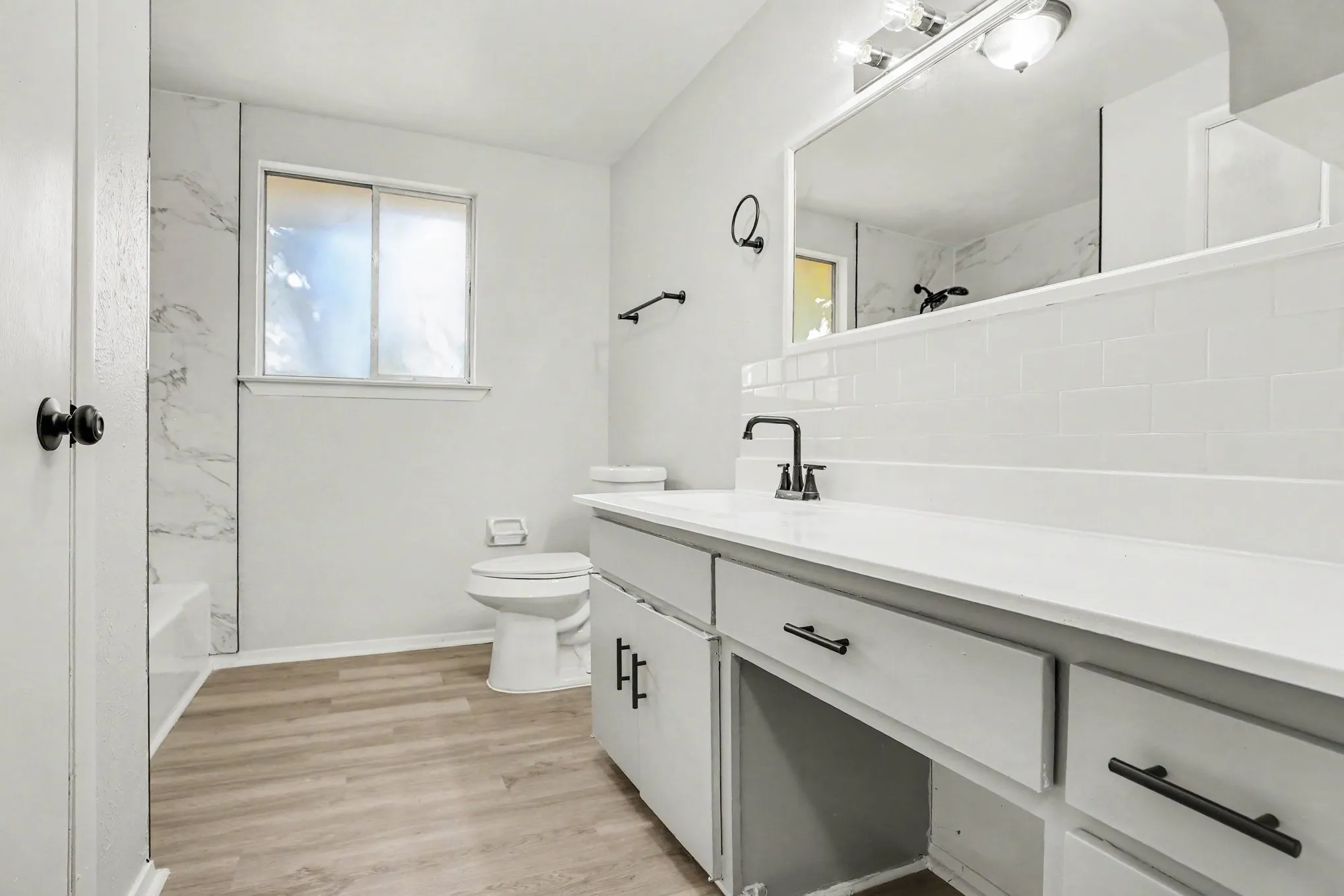 Single Family Residence For Sale in Tarrant County , 1404 Tatum Drive, Arlington, Texas 76012, 4 Bedroom, 2 Bathroom, 2 Garage spaces, 1,748 Sqft, built in 1962, mls#21402124, Real Estate Agent in Arlington, Homes For Sale in Tarrant county, Homes For Sale in Arlington, Realtor in Arlington Texas, Real Estate Brokerage Independent Realty Texas, Luminita Cordes Realtor
