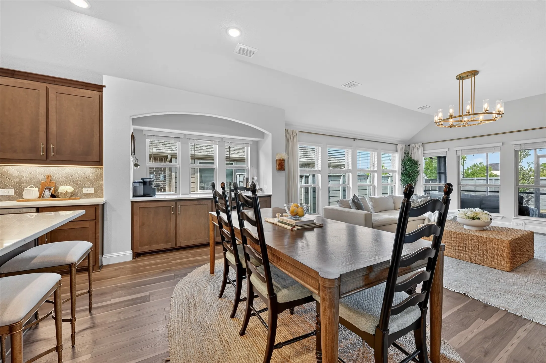Single Family Residence For Rent in Denton County , 7213 Cherry Blossom Lane, Little Elm, Texas 76227, 4 Bedroom, 3 Bathroom, 2 Garage spaces, 2,461 Sqft, built in 2023, mls#21402337, Real Estate Agent in Little Elm, Homes For Rent in Denton county, Homes For Rent in Little Elm, Realtor in Little Elm Texas, Real Estate Brokerage Independent Realty Texas, Luminita Cordes Realtor