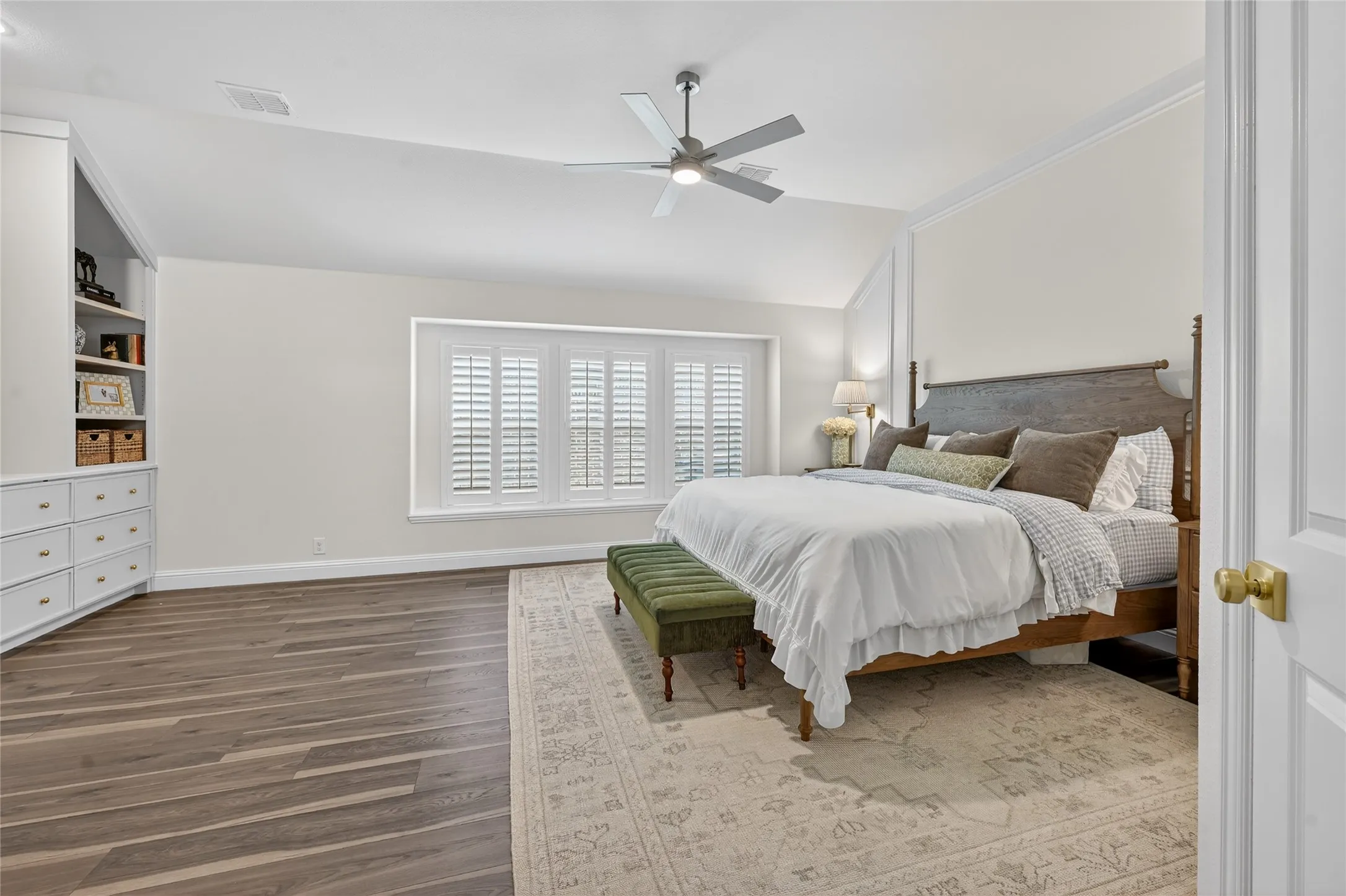 Single Family Residence For Rent in Denton County , 7213 Cherry Blossom Lane, Little Elm, Texas 76227, 4 Bedroom, 3 Bathroom, 2 Garage spaces, 2,461 Sqft, built in 2023, mls#21402337, Real Estate Agent in Little Elm, Homes For Rent in Denton county, Homes For Rent in Little Elm, Realtor in Little Elm Texas, Real Estate Brokerage Independent Realty Texas, Luminita Cordes Realtor