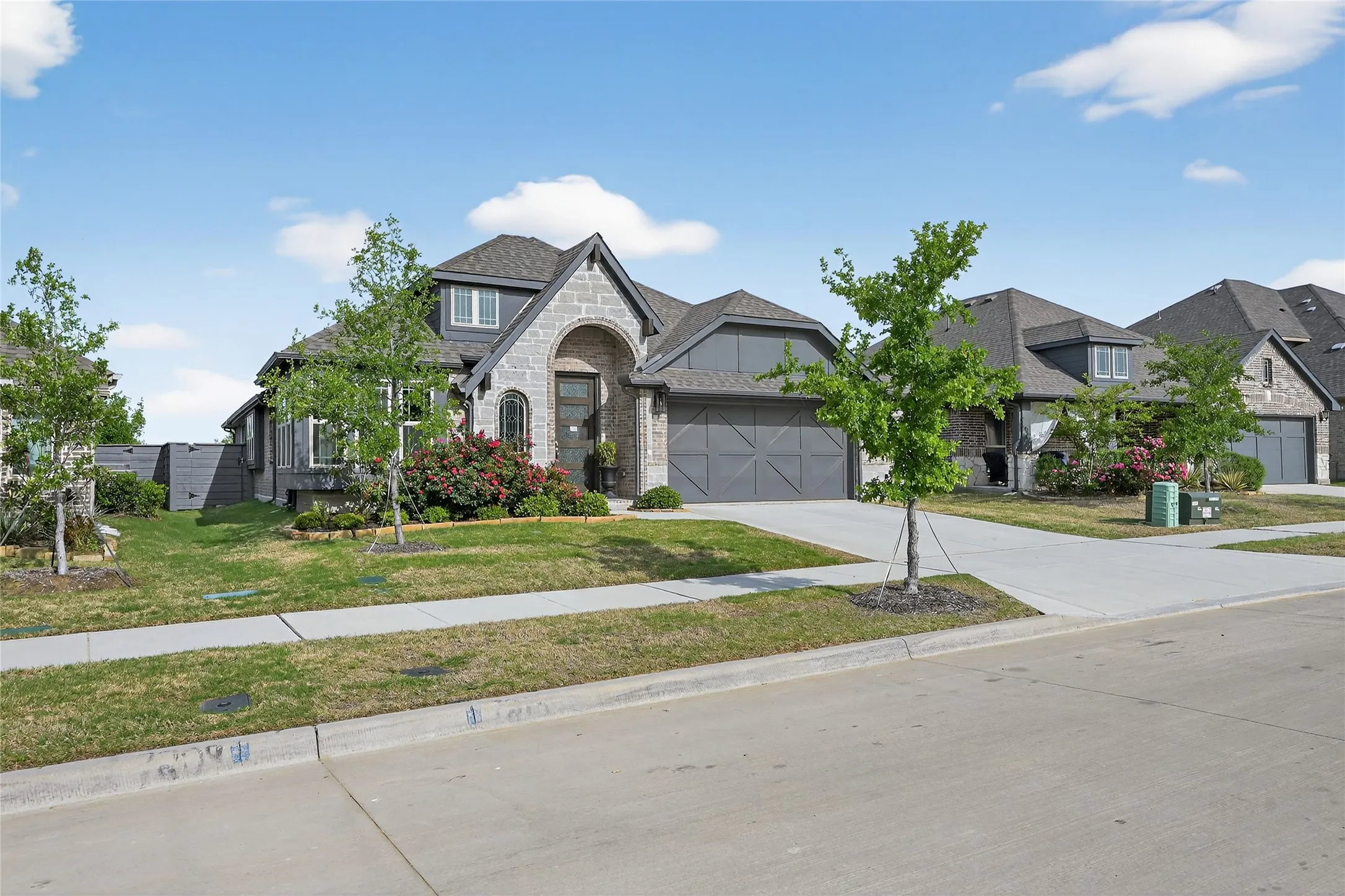 Single Family Residence For Rent in Denton County , 7213 Cherry Blossom Lane, Little Elm, Texas 76227, 4 Bedroom, 3 Bathroom, 2 Garage spaces, 2,461 Sqft, built in 2023, mls#21402337, Real Estate Agent in Little Elm, Homes For Rent in Denton county, Homes For Rent in Little Elm, Realtor in Little Elm Texas, Real Estate Brokerage Independent Realty Texas, Luminita Cordes Realtor
