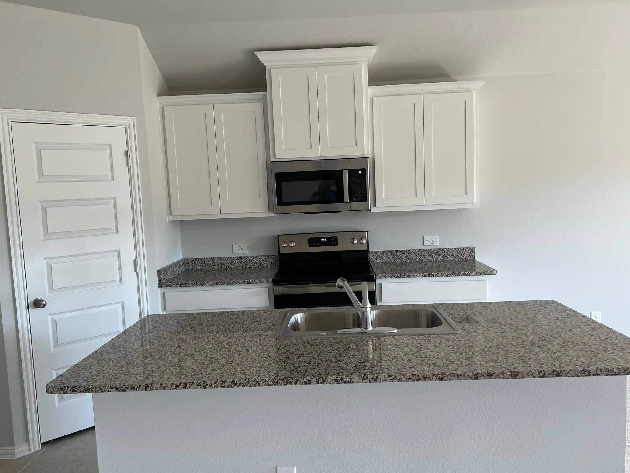 Single Family Residence For Rent in Collin County , 2225 Pacific Avenue, Anna, Texas 75409, 4 Bedroom, 2 Bathroom, 2 Garage spaces, 2,064 Sqft, built in 2022, mls#21402348, Real Estate Agent in Anna, Homes For Rent in Collin county, Homes For Rent in Anna, Realtor in Anna Texas, Real Estate Brokerage Independent Realty Texas, Luminita Cordes Realtor