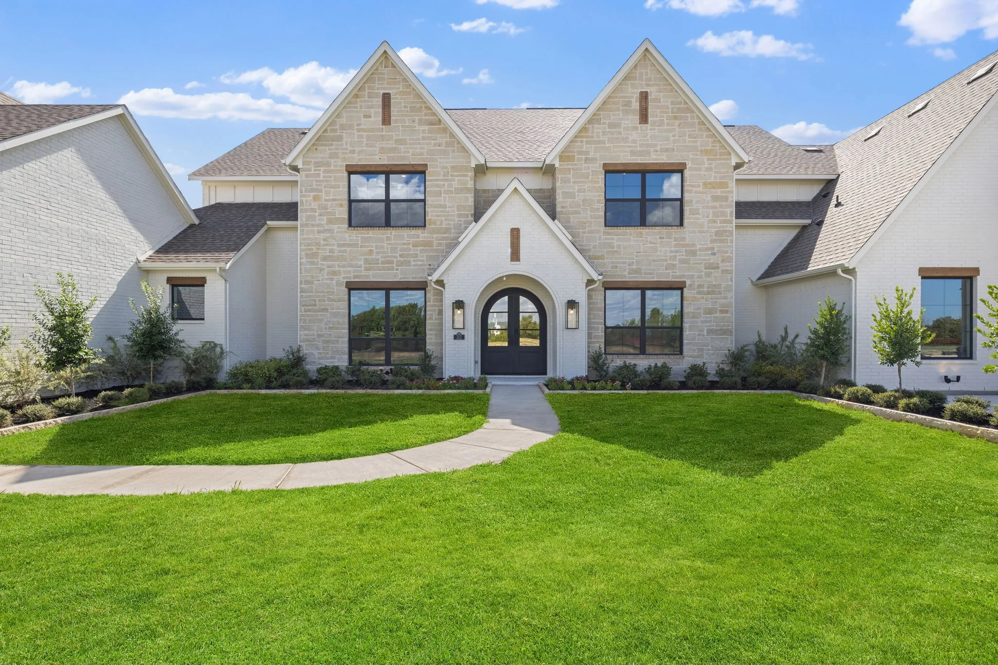 Single Family Residence For Sale in Rockwall County , 313 Chapel View Court, Heath, Texas 75032, 5 Bedroom, 6 Bathroom, 3 Garage spaces, 6,197 Sqft, built in 2026, mls#21402355, Real Estate Agent in Heath, Homes For Sale in Rockwall county, Homes For Sale in Heath, Realtor in Heath Texas, Real Estate Brokerage Independent Realty Texas, Luminita Cordes Realtor