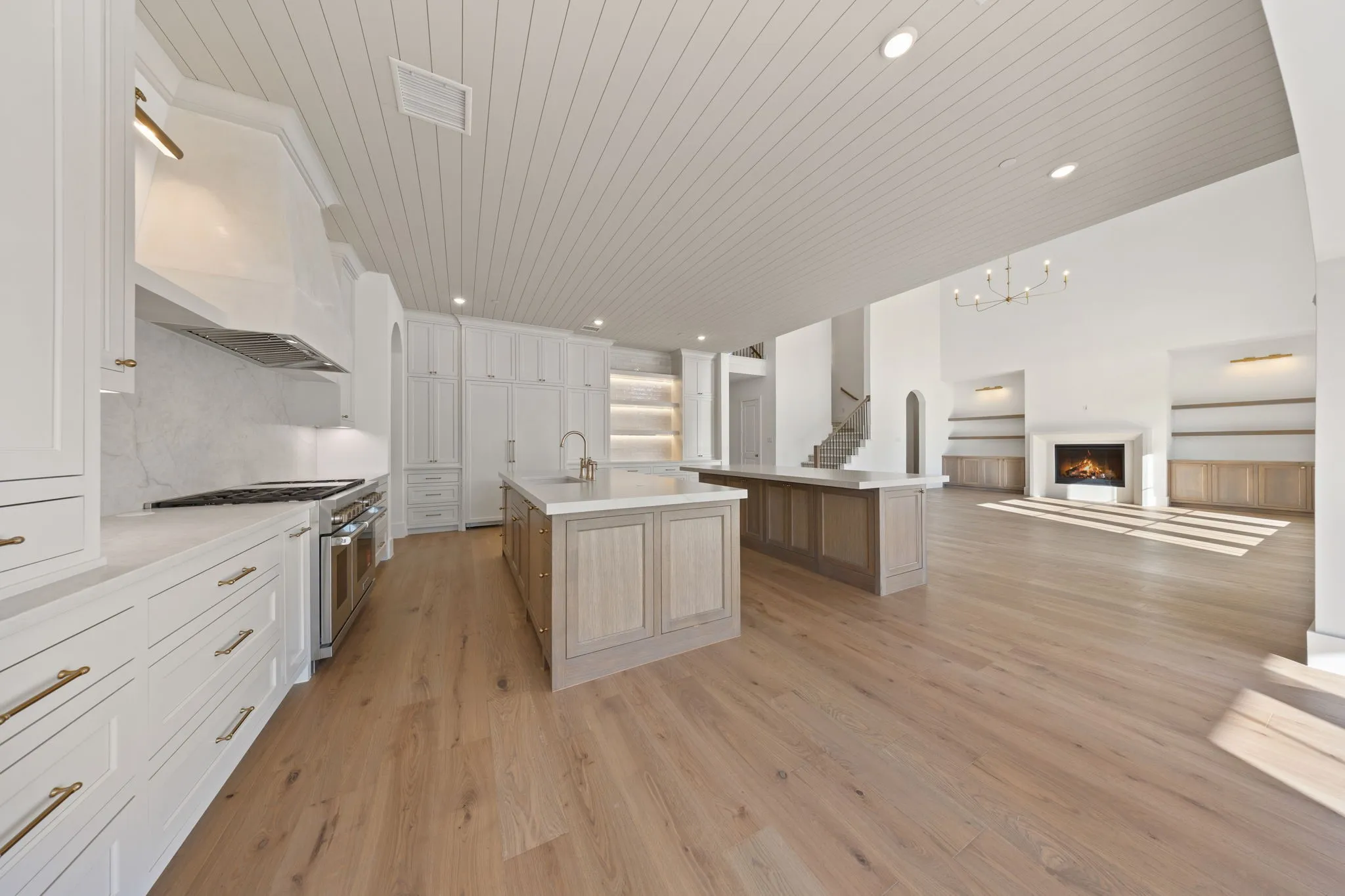 Single Family Residence For Sale in Rockwall County , 313 Chapel View Court, Heath, Texas 75032, 5 Bedroom, 6 Bathroom, 3 Garage spaces, 6,197 Sqft, built in 2026, mls#21402355, Real Estate Agent in Heath, Homes For Sale in Rockwall county, Homes For Sale in Heath, Realtor in Heath Texas, Real Estate Brokerage Independent Realty Texas, Luminita Cordes Realtor