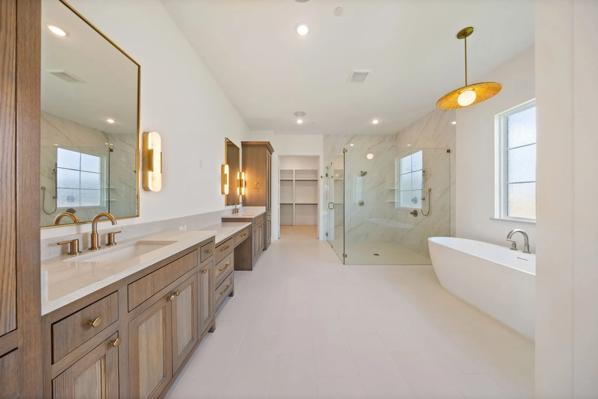 Single Family Residence For Sale in Rockwall County , 313 Chapel View Court, Heath, Texas 75032, 5 Bedroom, 6 Bathroom, 3 Garage spaces, 6,197 Sqft, built in 2026, mls#21402355, Real Estate Agent in Heath, Homes For Sale in Rockwall county, Homes For Sale in Heath, Realtor in Heath Texas, Real Estate Brokerage Independent Realty Texas, Luminita Cordes Realtor